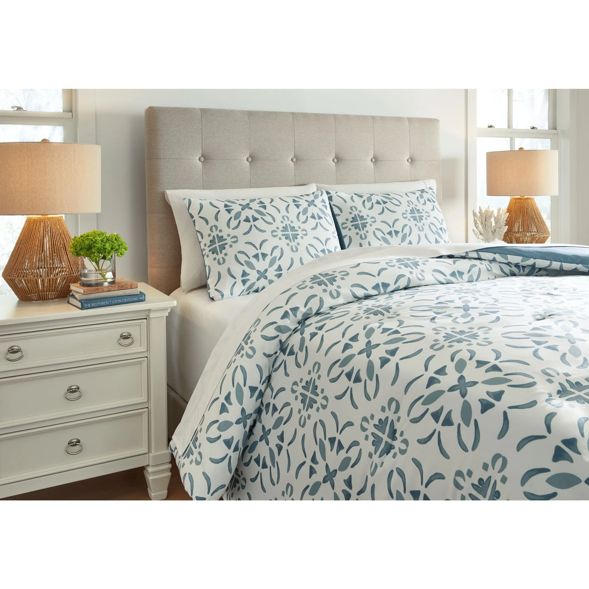 Adason Queen Comforter Set - Queen - Image 5