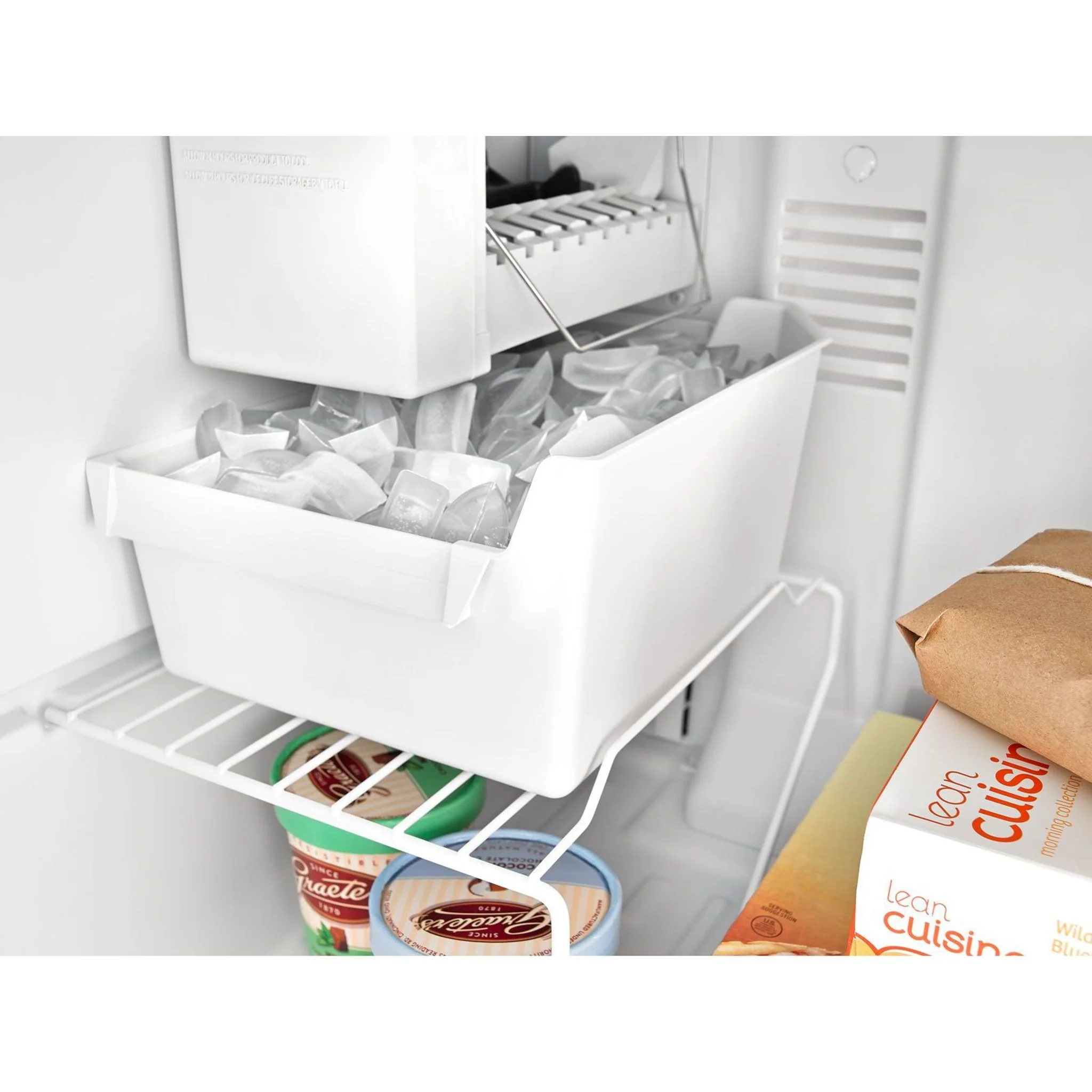 Amana 30-inch Wide Top-Freezer Refrigerator with Glass Shelves - 18 cu. ft. -Stainless Steel (ART318FFDS) - Image 10