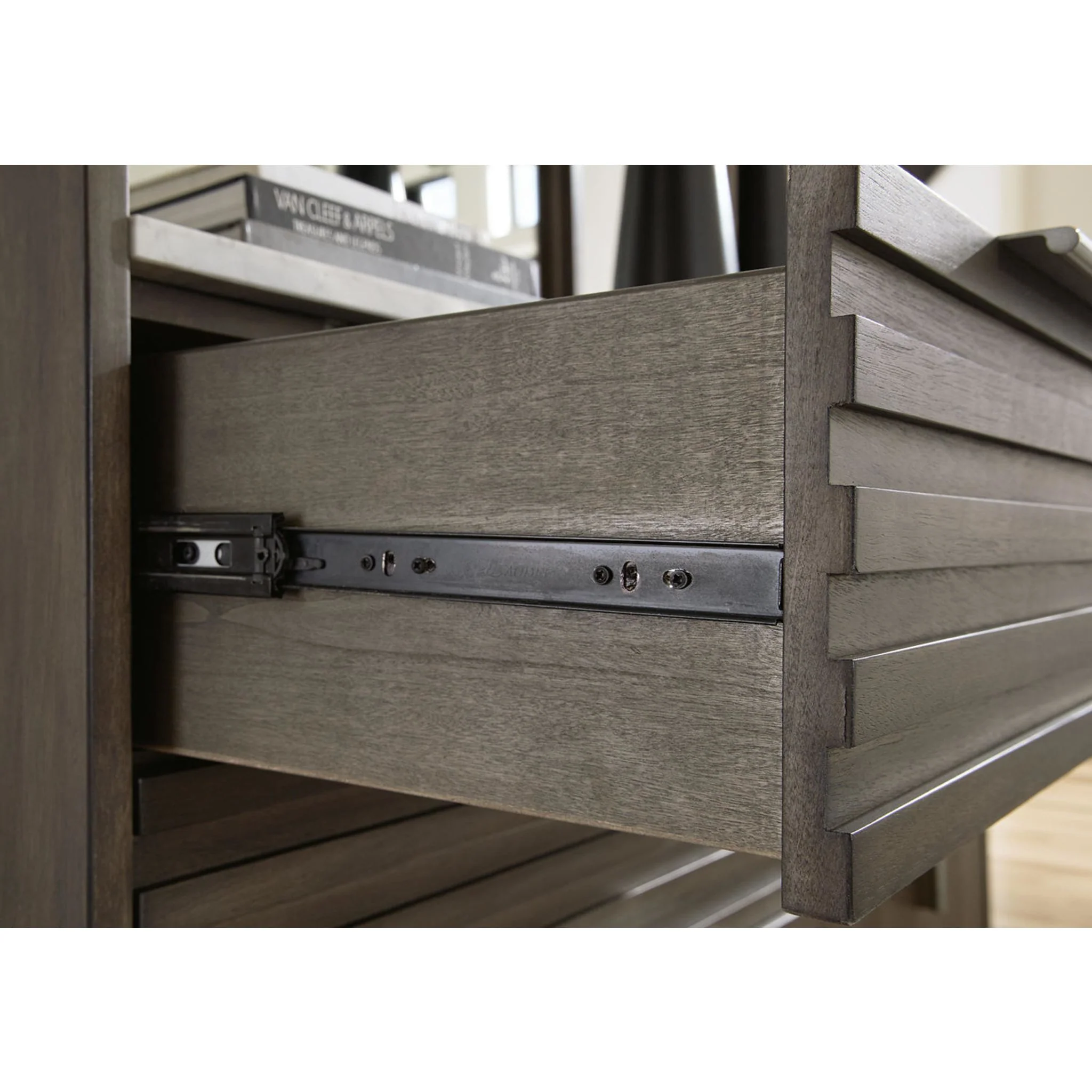 Arkenton Chest - Grayish Brown/White - Image 15