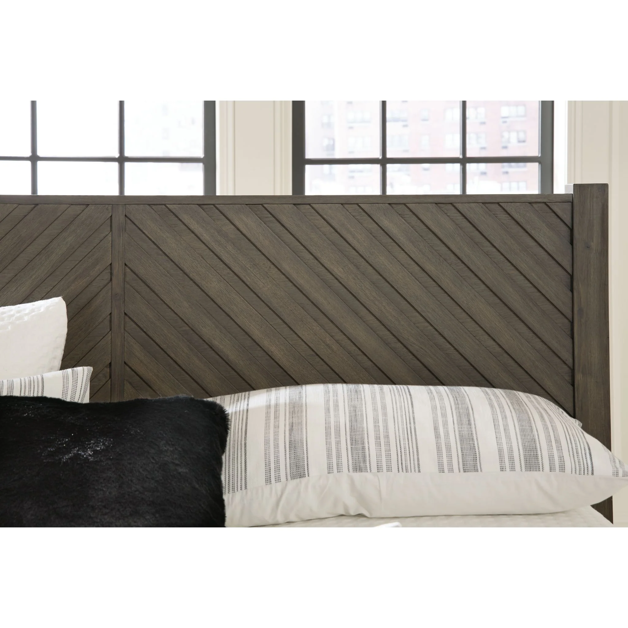 Arkenton King Panel Bed - Grayish Brown - Image 7