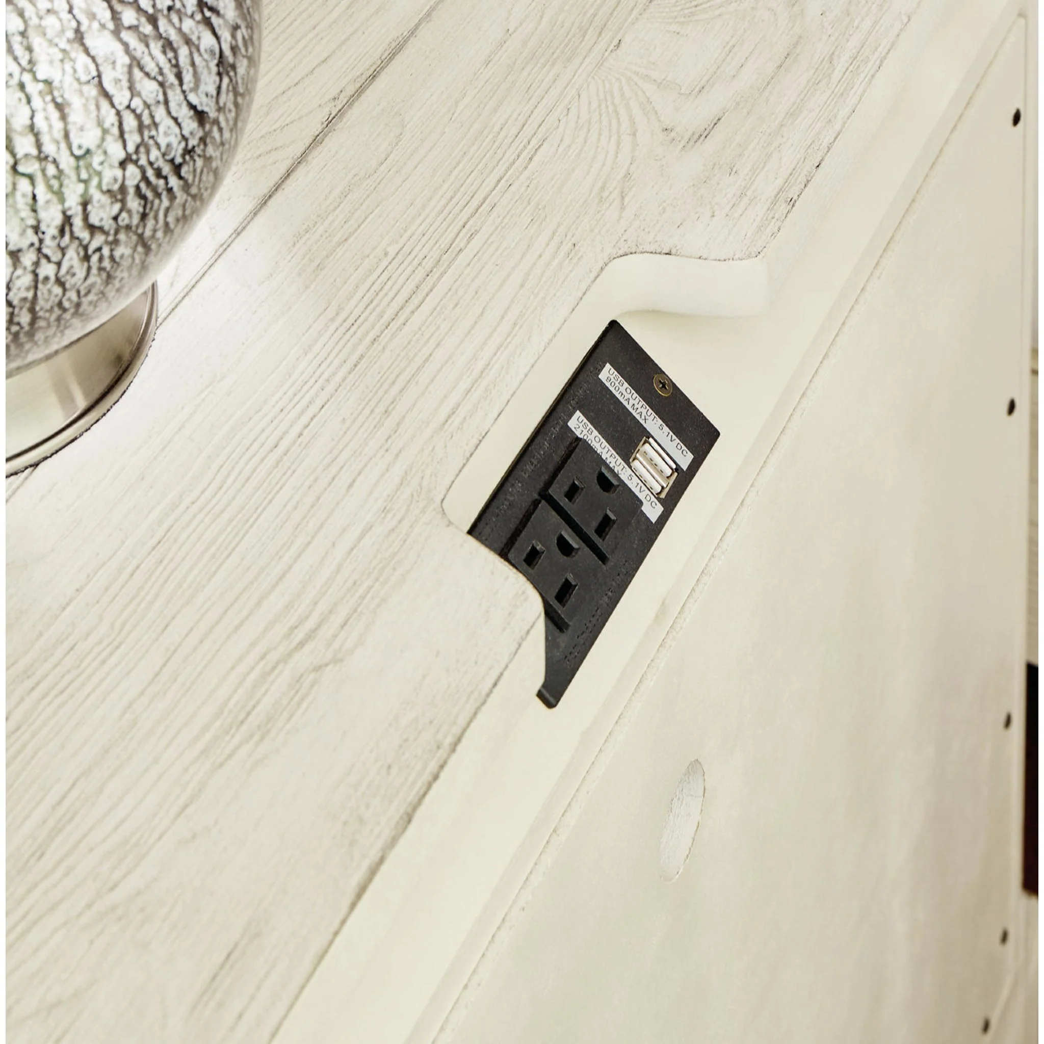 Arlendyne Nightstand - Antique White - Image 2