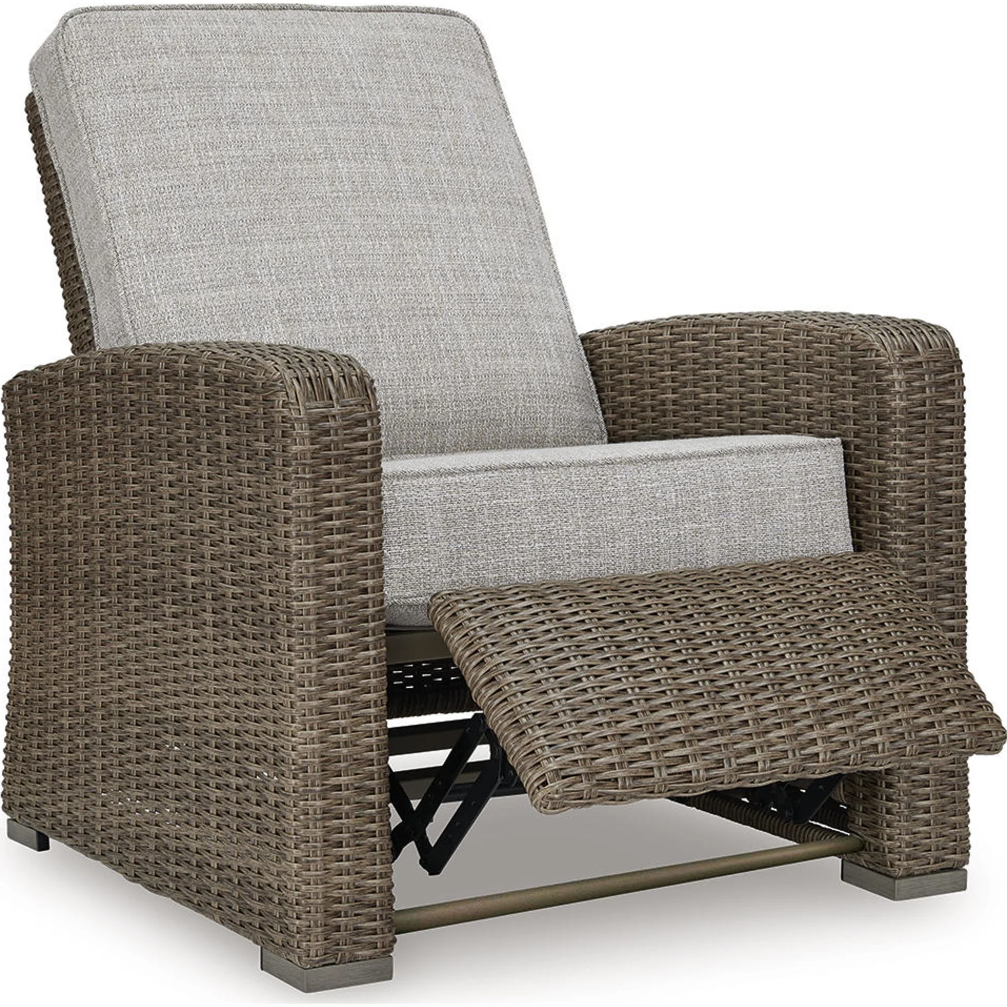 Beachcroft Outdoor Recliner - Beige - Image 3