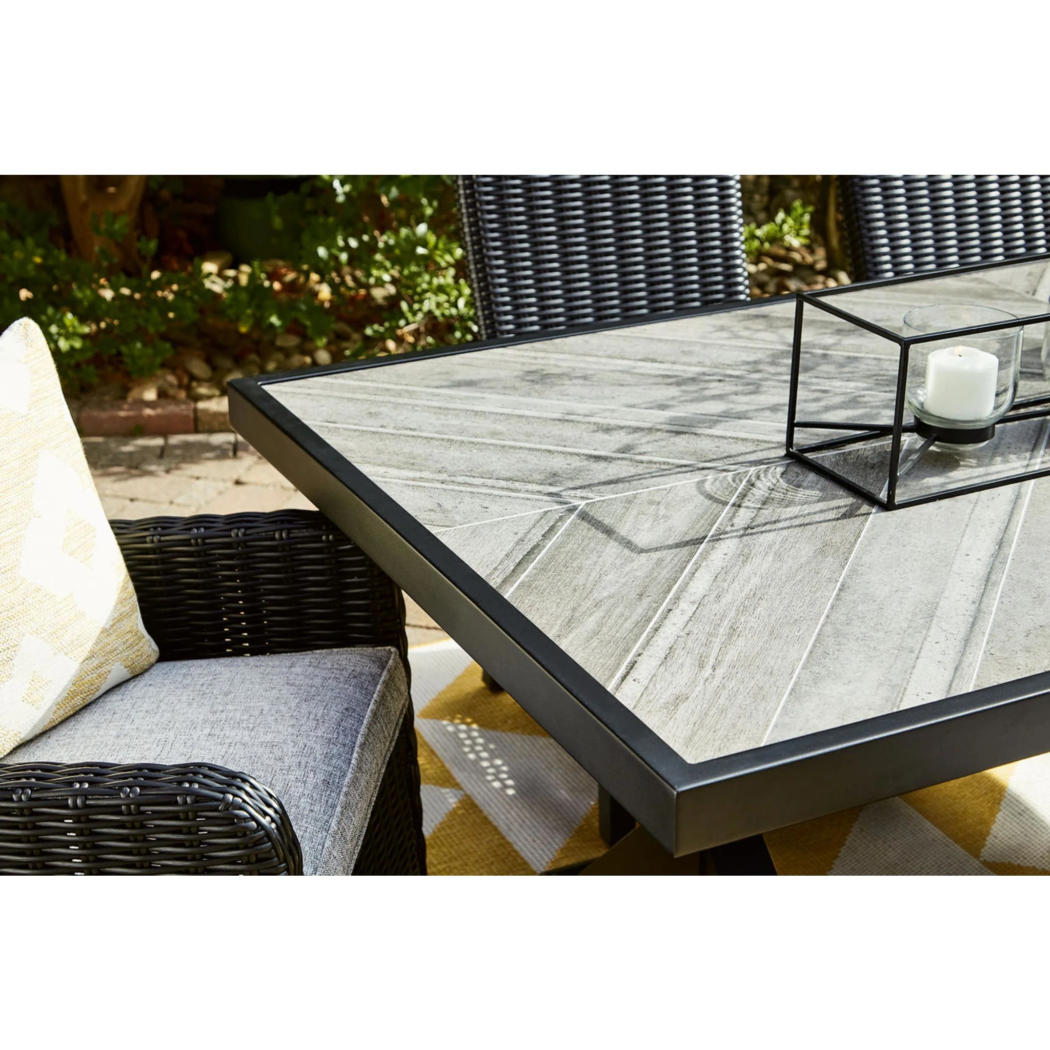 Beachcroft Outdoor Rectangle Dining Table - Black/Light Gray - Image 7
