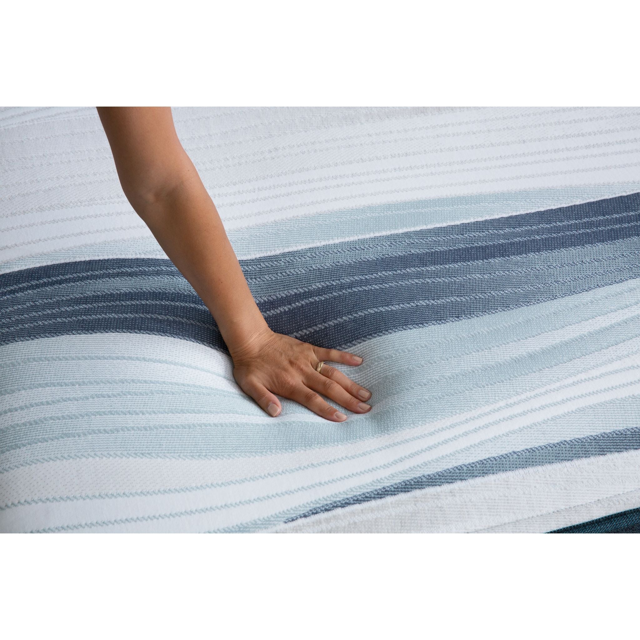 Beautyrest Harmony Lux Coastal Melo 14" Plush Hybrid Mattress - Image 4
