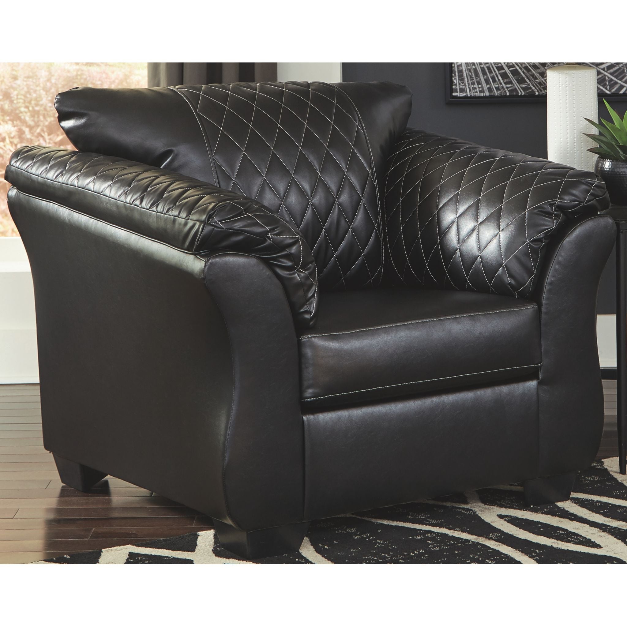 Betrillo Chair - Black - Image 2