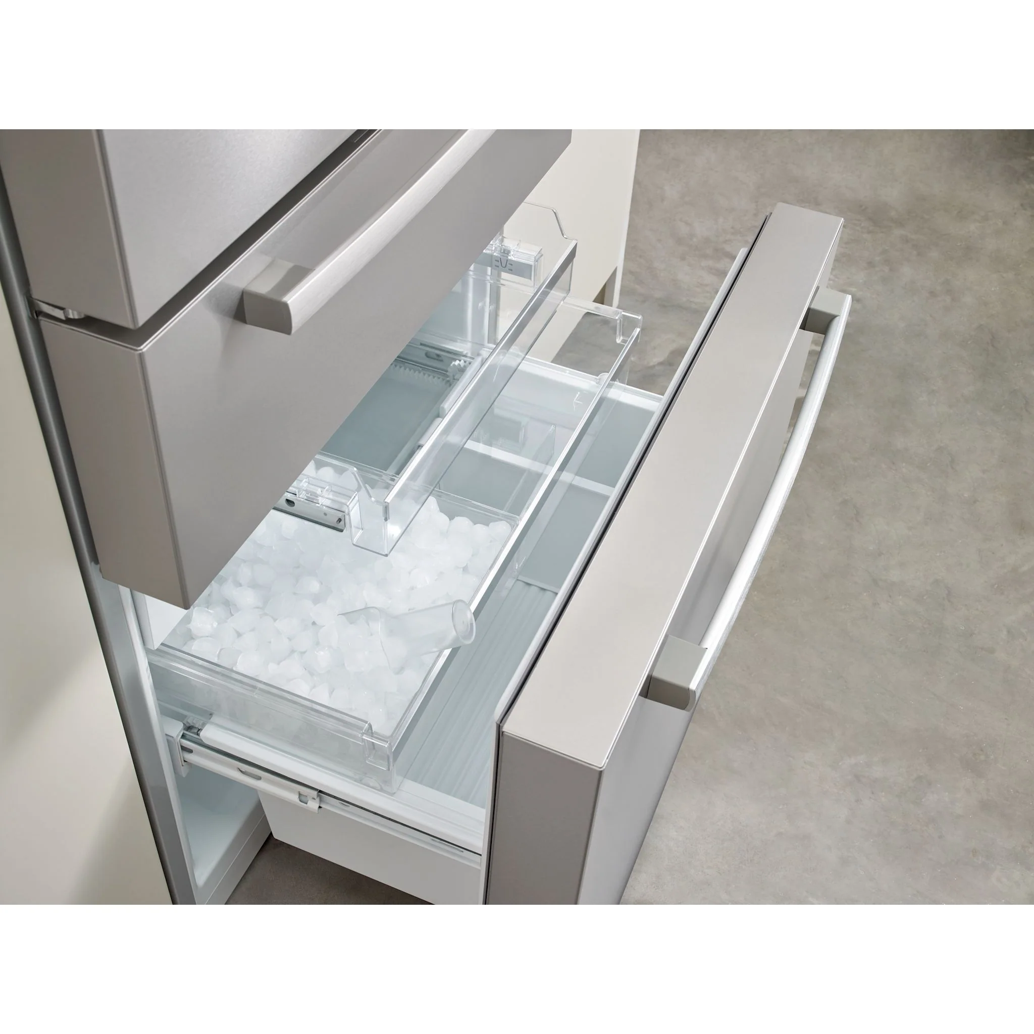 Bosch 800 Series, French Door Bottom Mount, 36'' - Stainless Steel (B36CL80SNS) - Image 9