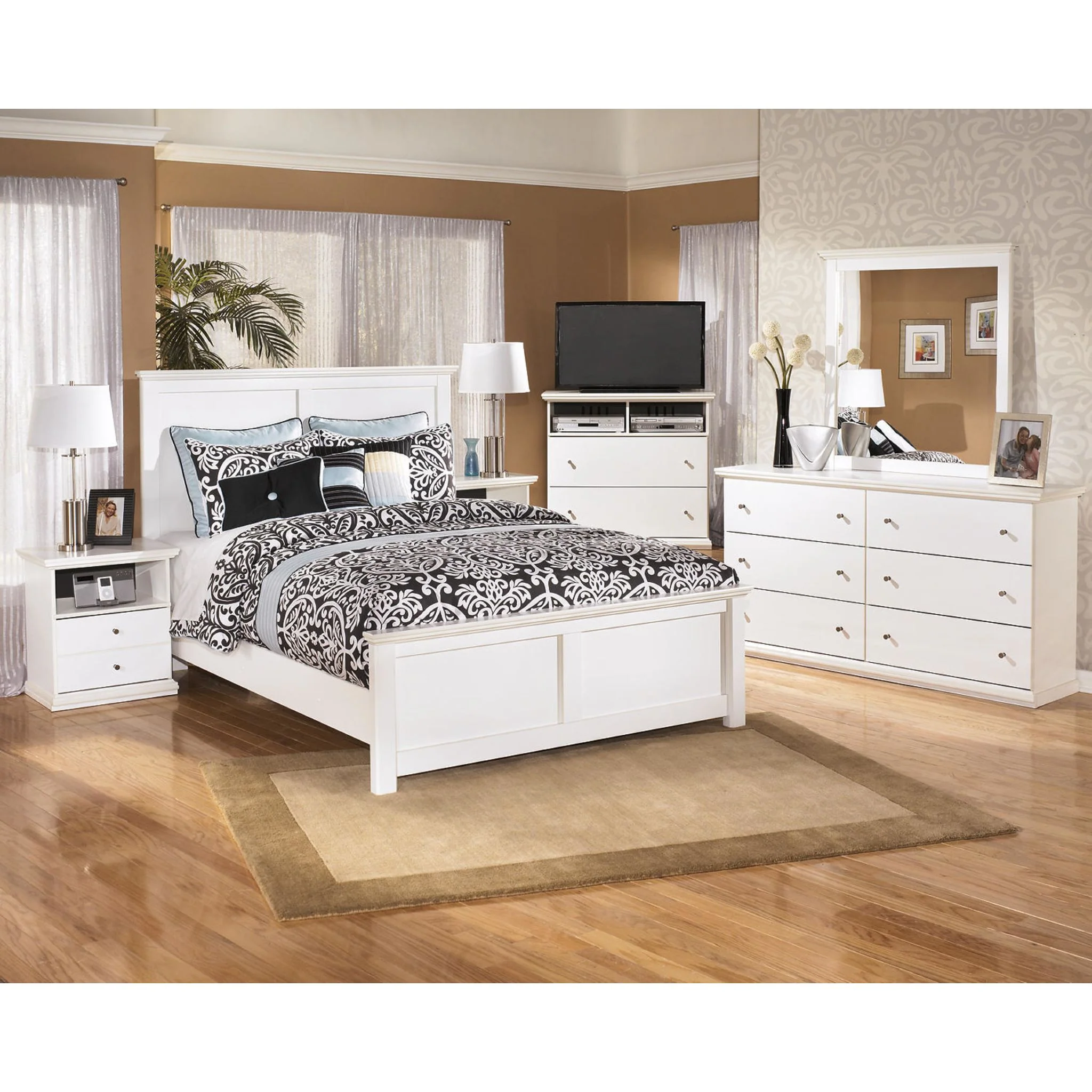 Bostwick Shoals Dresser and Mirror - White - Image 7
