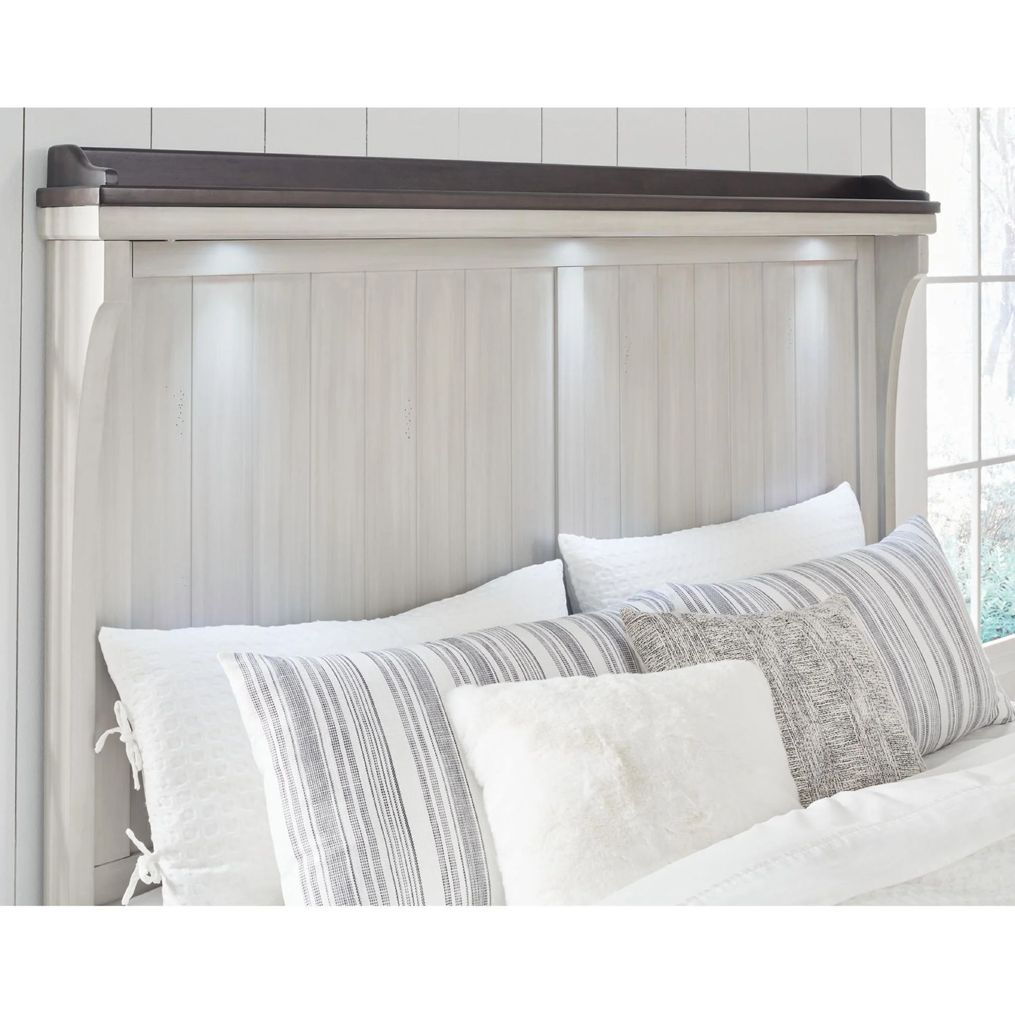 Darborn Panel Bed - Gray/Brown - Image 16