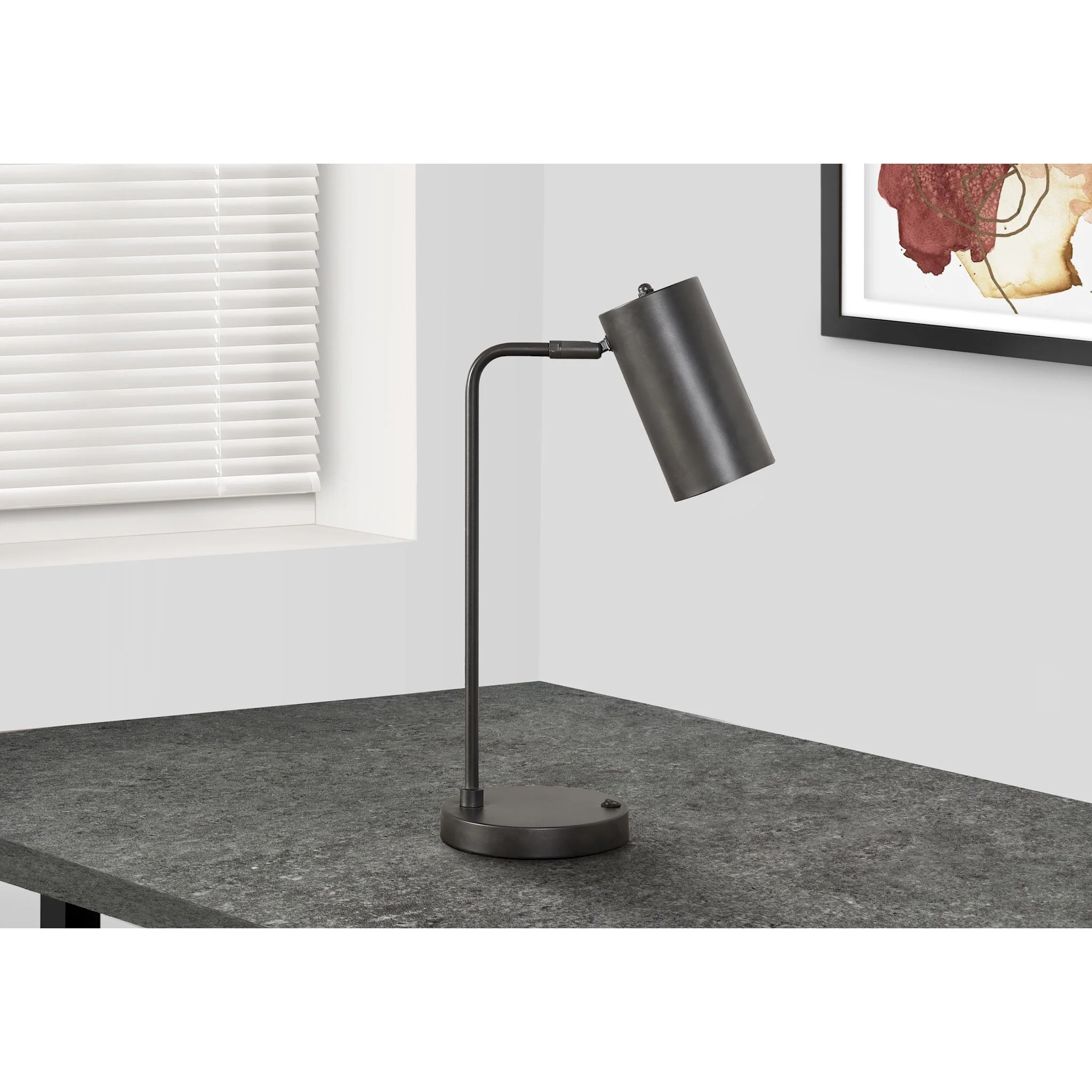 Darya Table Lamp 17.75" - Image 3