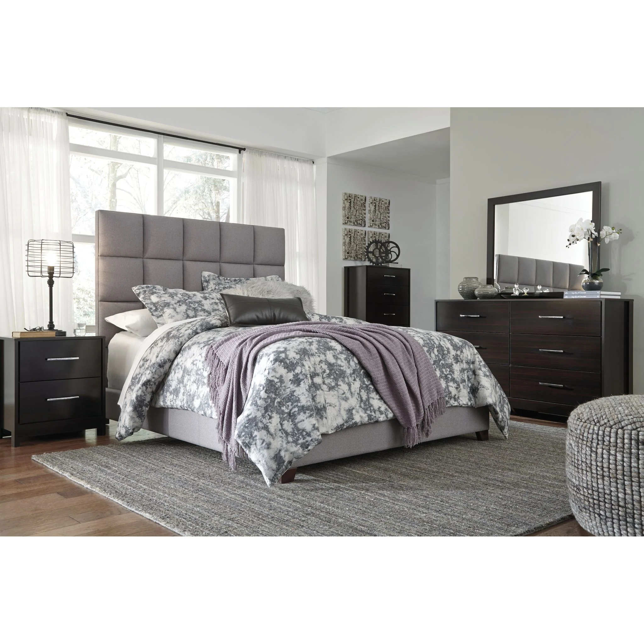 Dolante King Upholstered Bed - Gray - Image 5