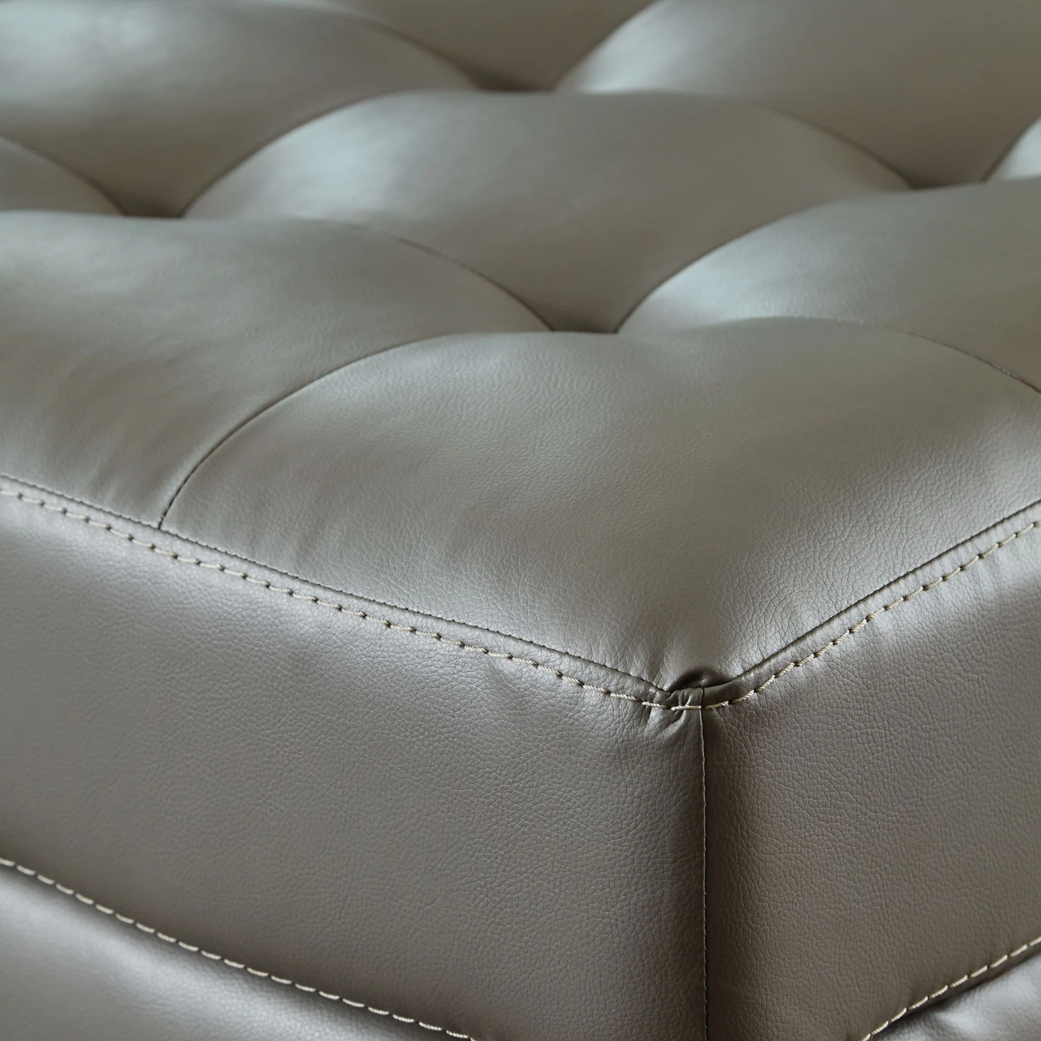 Donlen Sectional - Image 3
