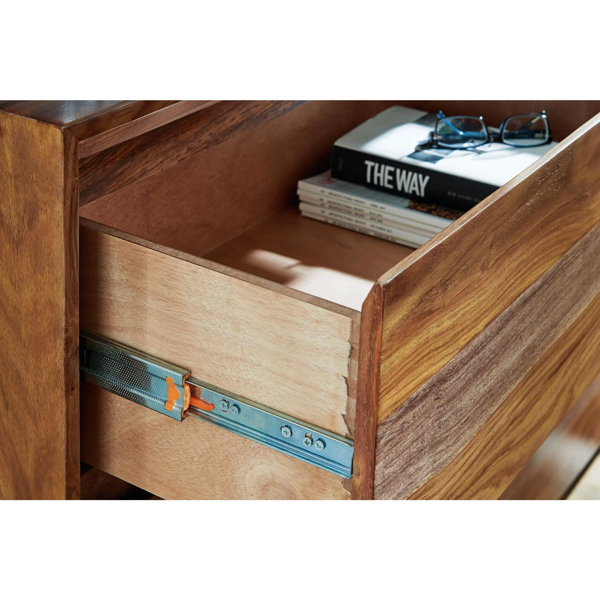 Dressonni Chest - Brown - Image 4