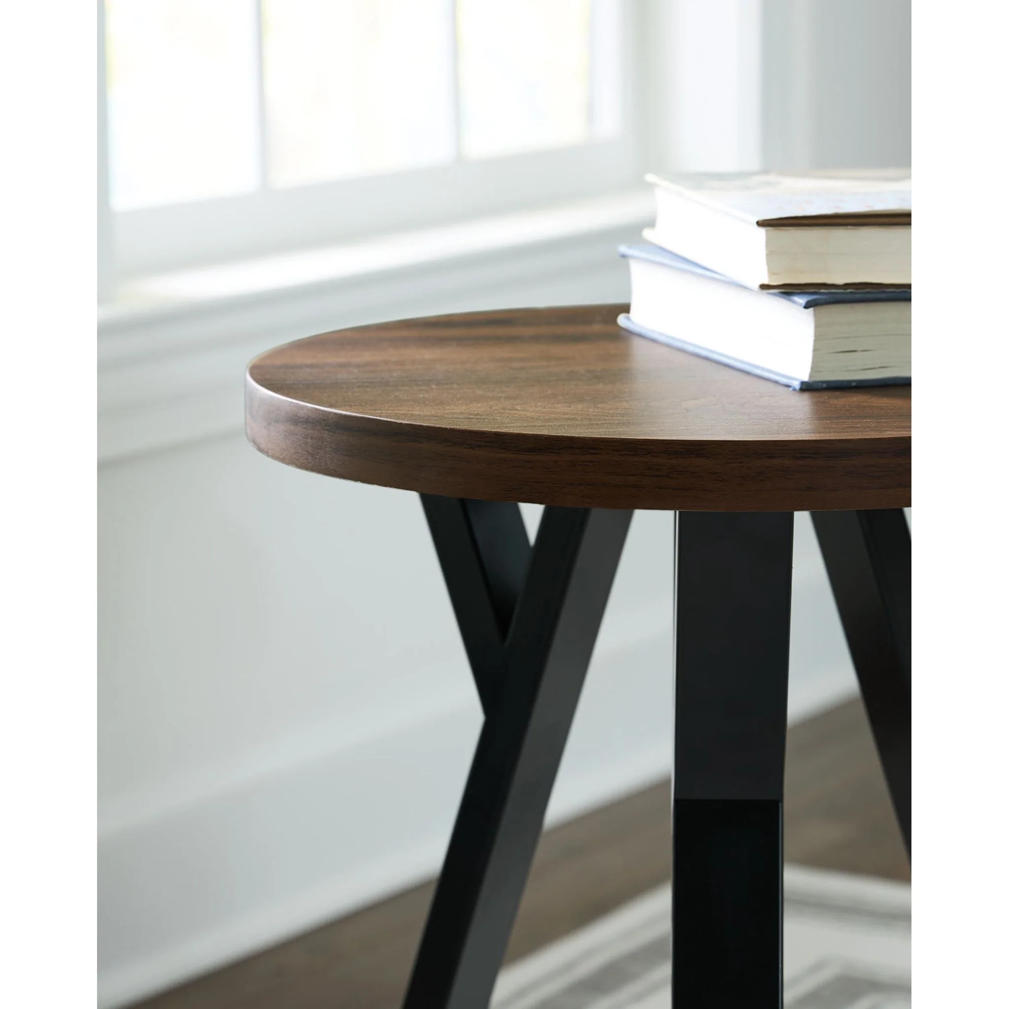 Elbrynn 3 Pack Tables - Brown/Black - Image 4