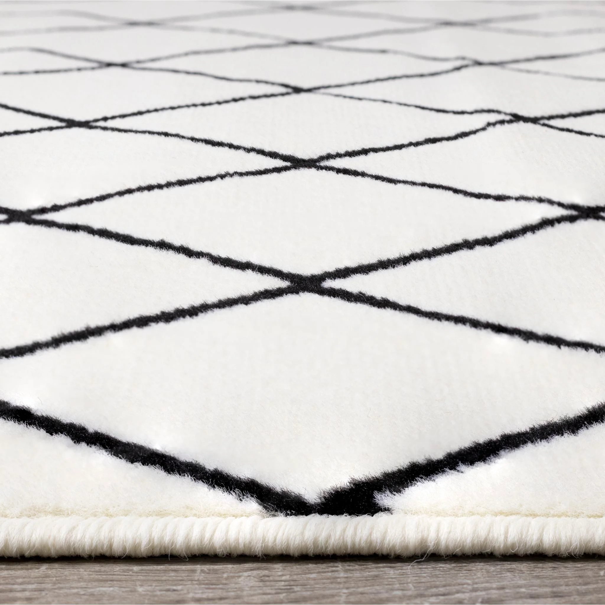 Faira Area Rug - 5'x7' - Image 9