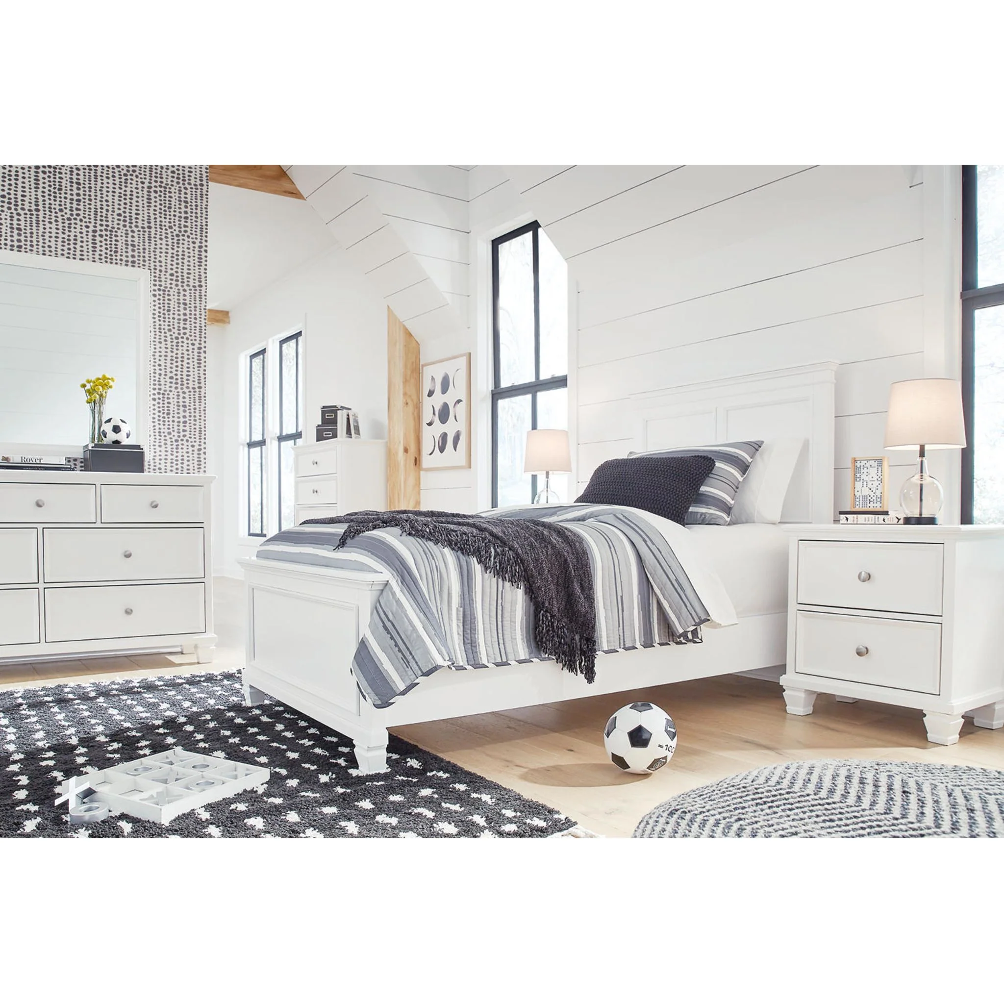 Fortman Panel Bed - White - Image 24