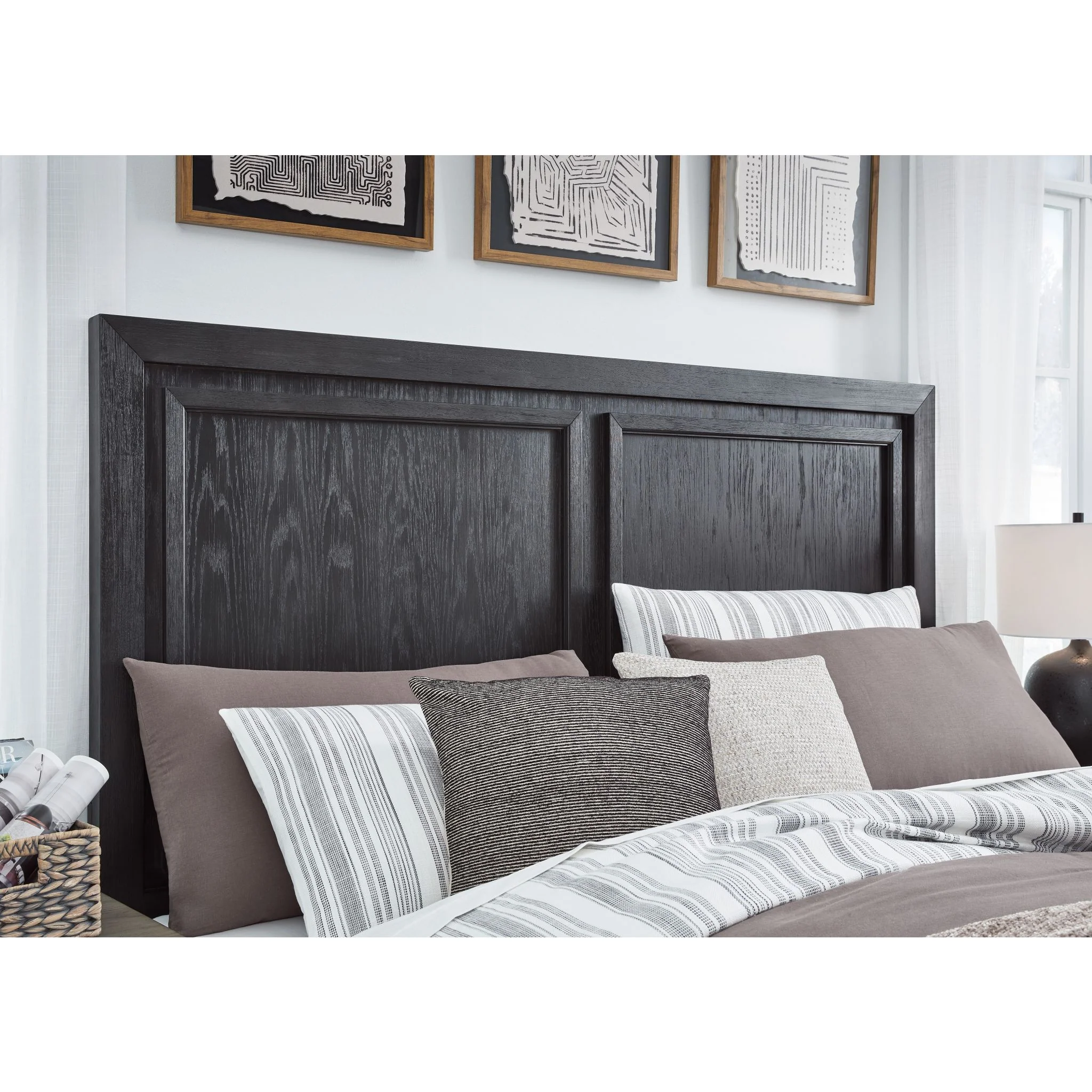 Foyland Queen Storage Bed - Black/Brown - Image 6