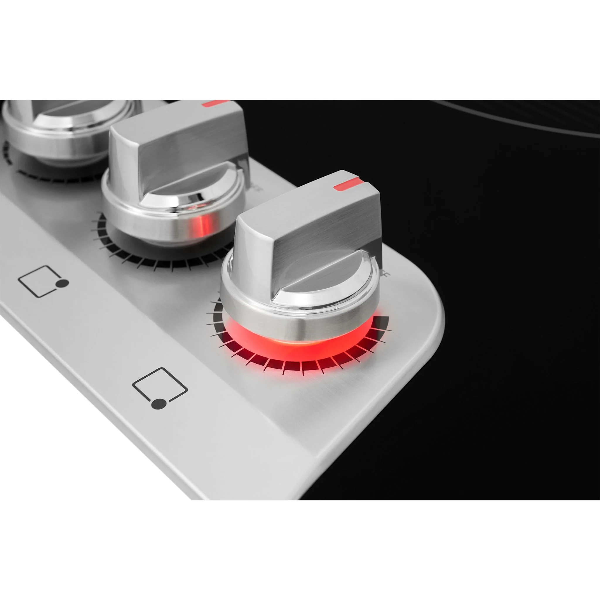 Frigidaire Gallery 30" Electric Cooktop - Stainless Steel (GCCE3049BS) - Image 11