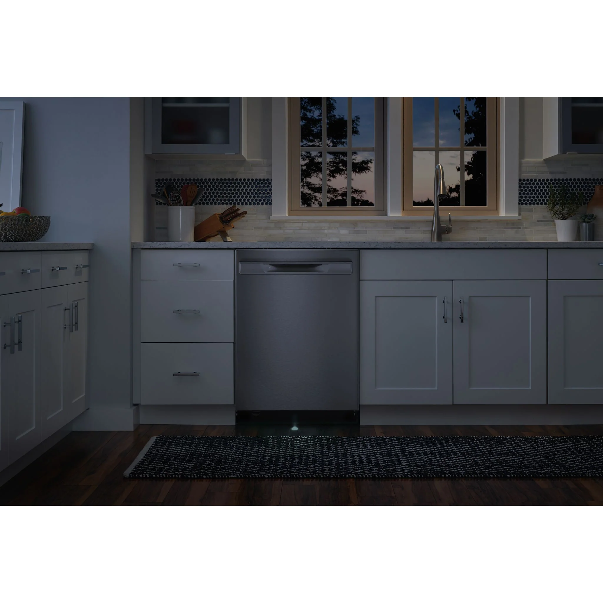 Frigidaire Gallery ultra-quiet 24" Dishwasher - Smudgeproof Stainless (GDSP4735AF) - Image 8