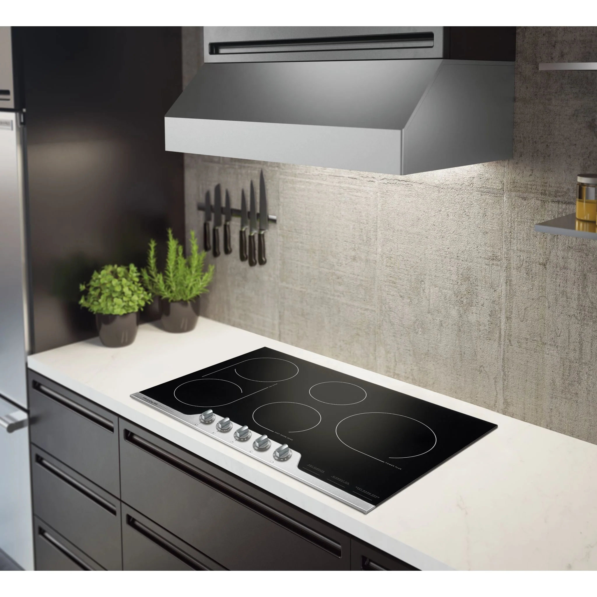 Frigidaire Professional 30" Cooktop (FPEC3077RF) - Stainless Steel - Image 4