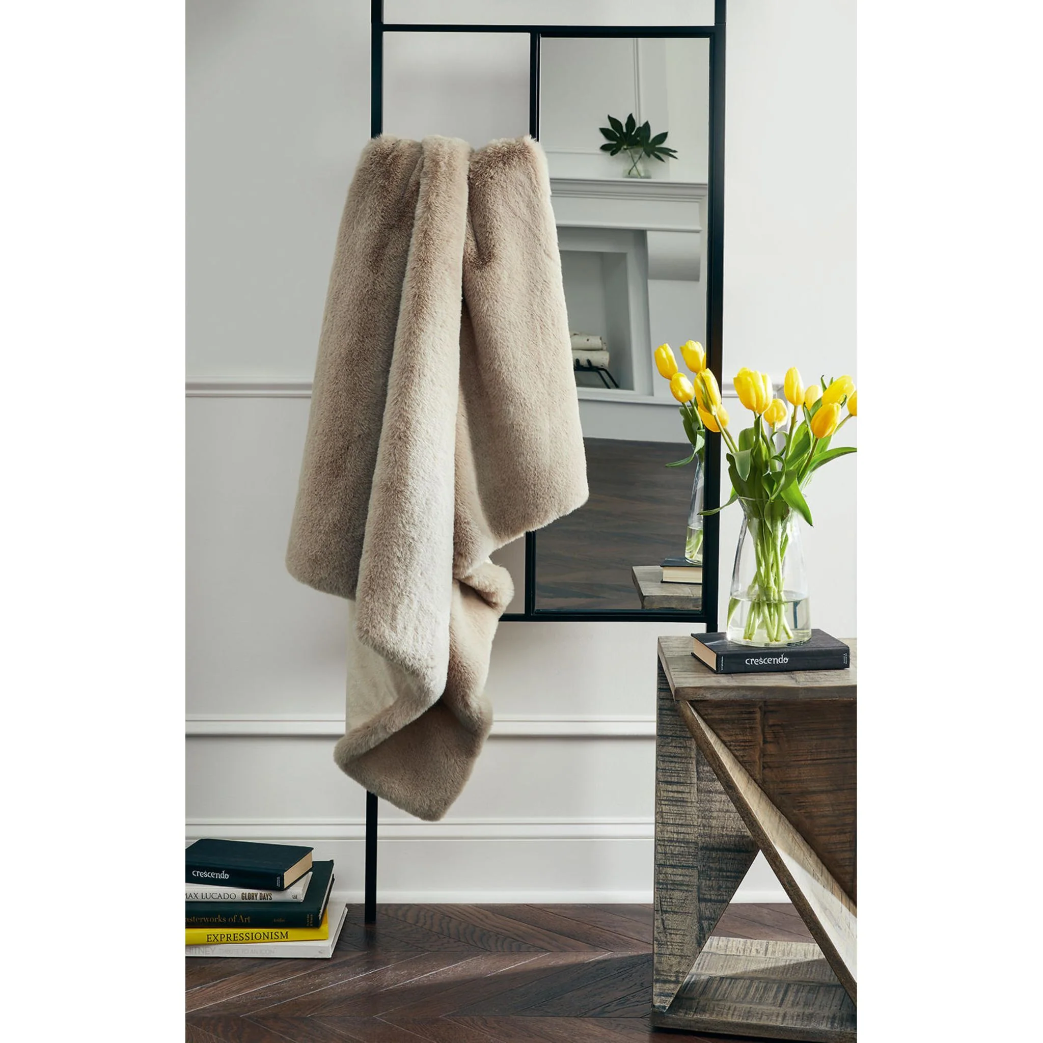Gariland Throw 50.00" - Image 2