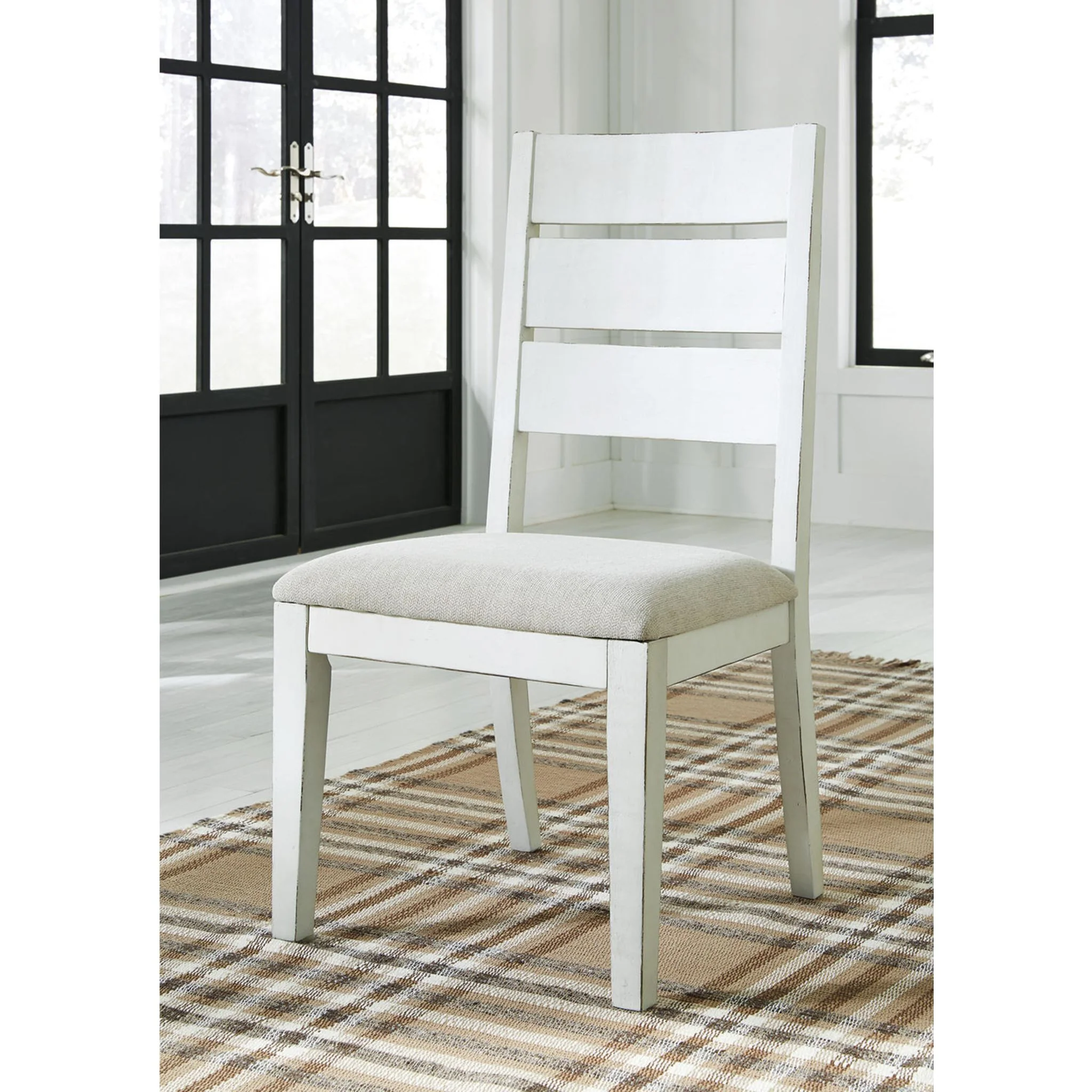 Grindleburg Dining Set - Image 10