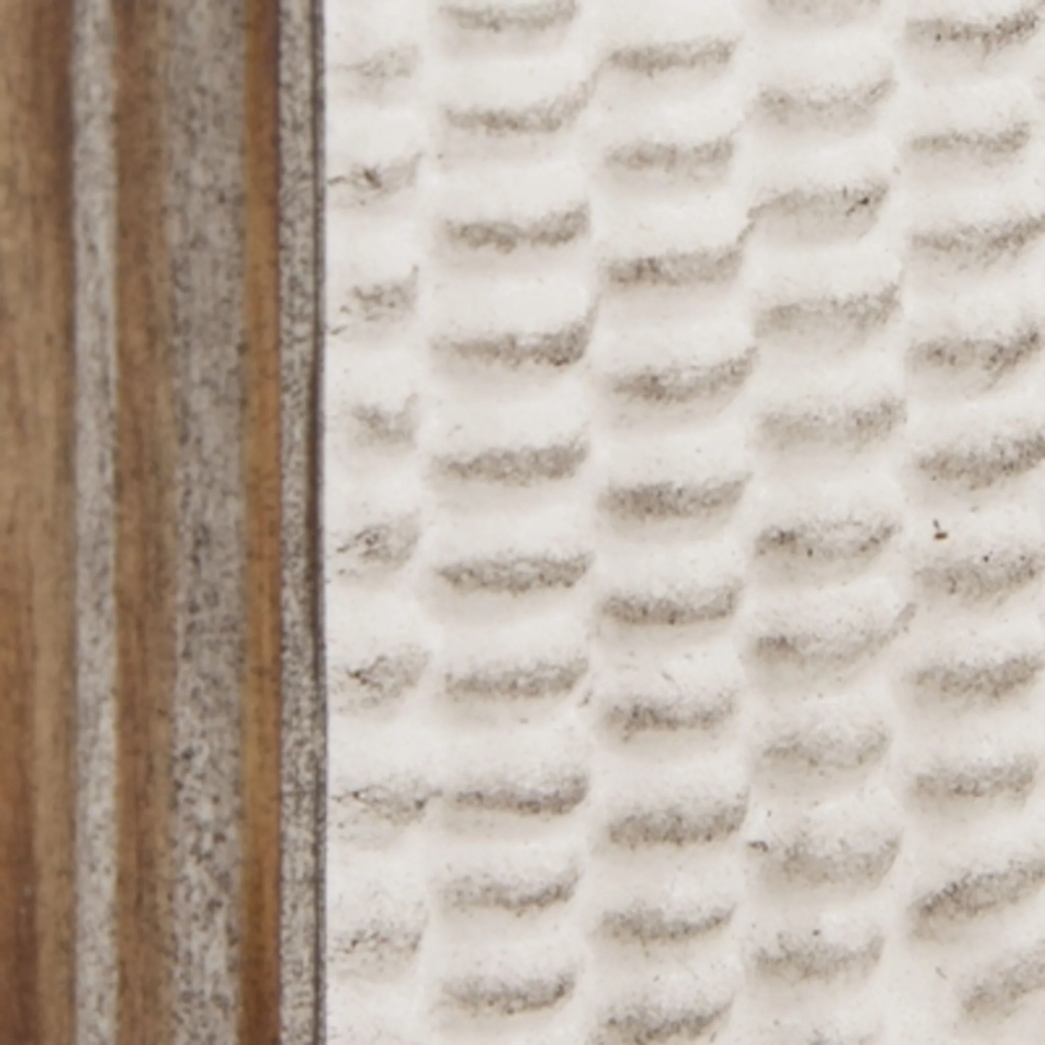 Howston Mirror 23.75" x 35.75" - Image 8
