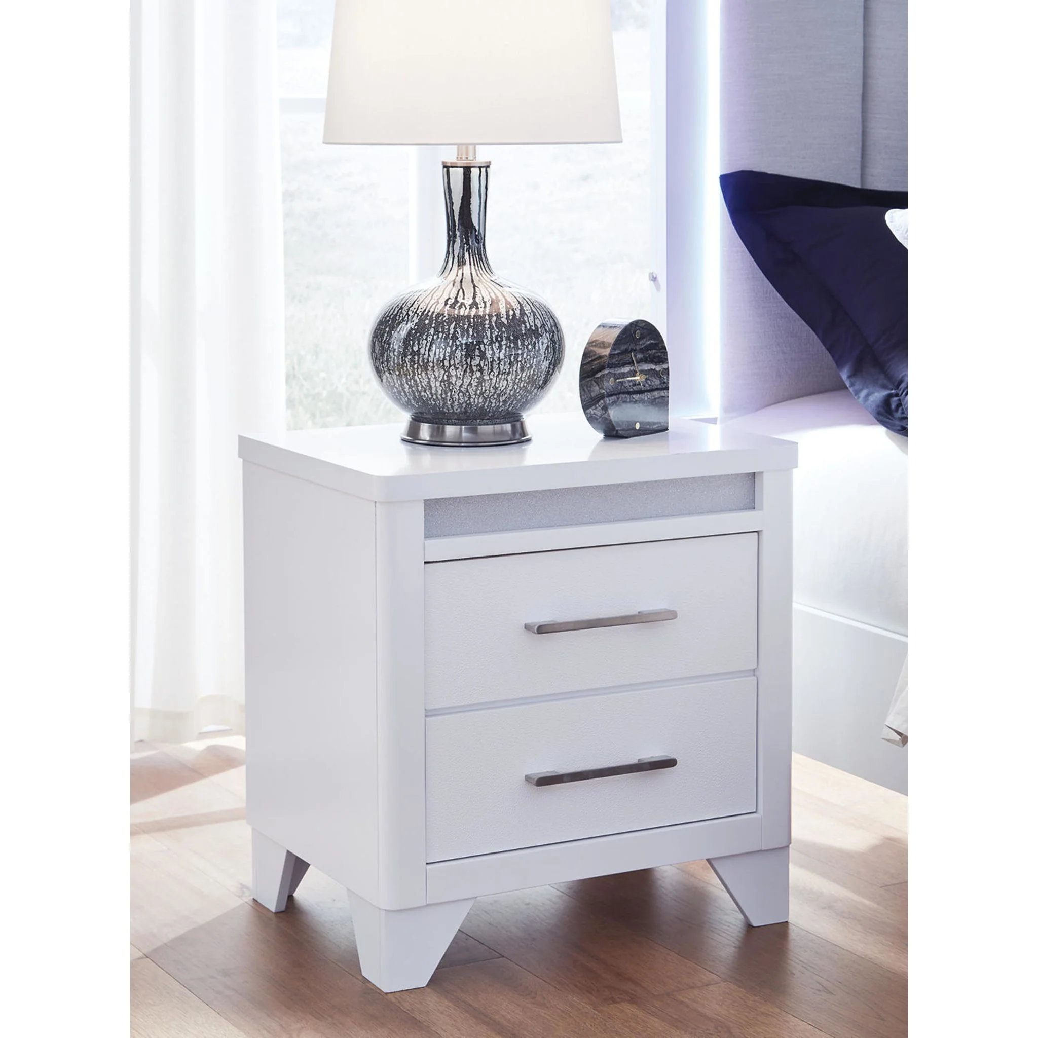 Jarlee Nightstand - White - Image 3