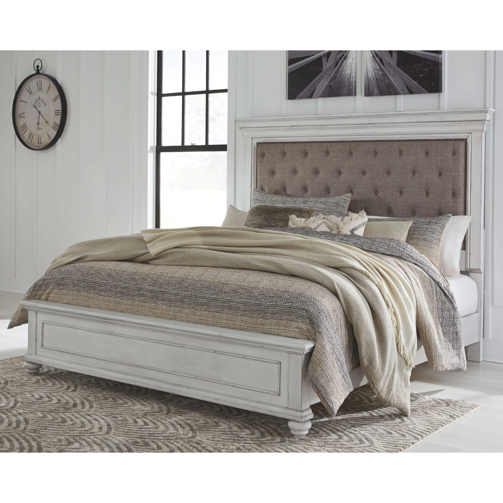 Kanwyn Panel Bed - Whitewash - Image 2