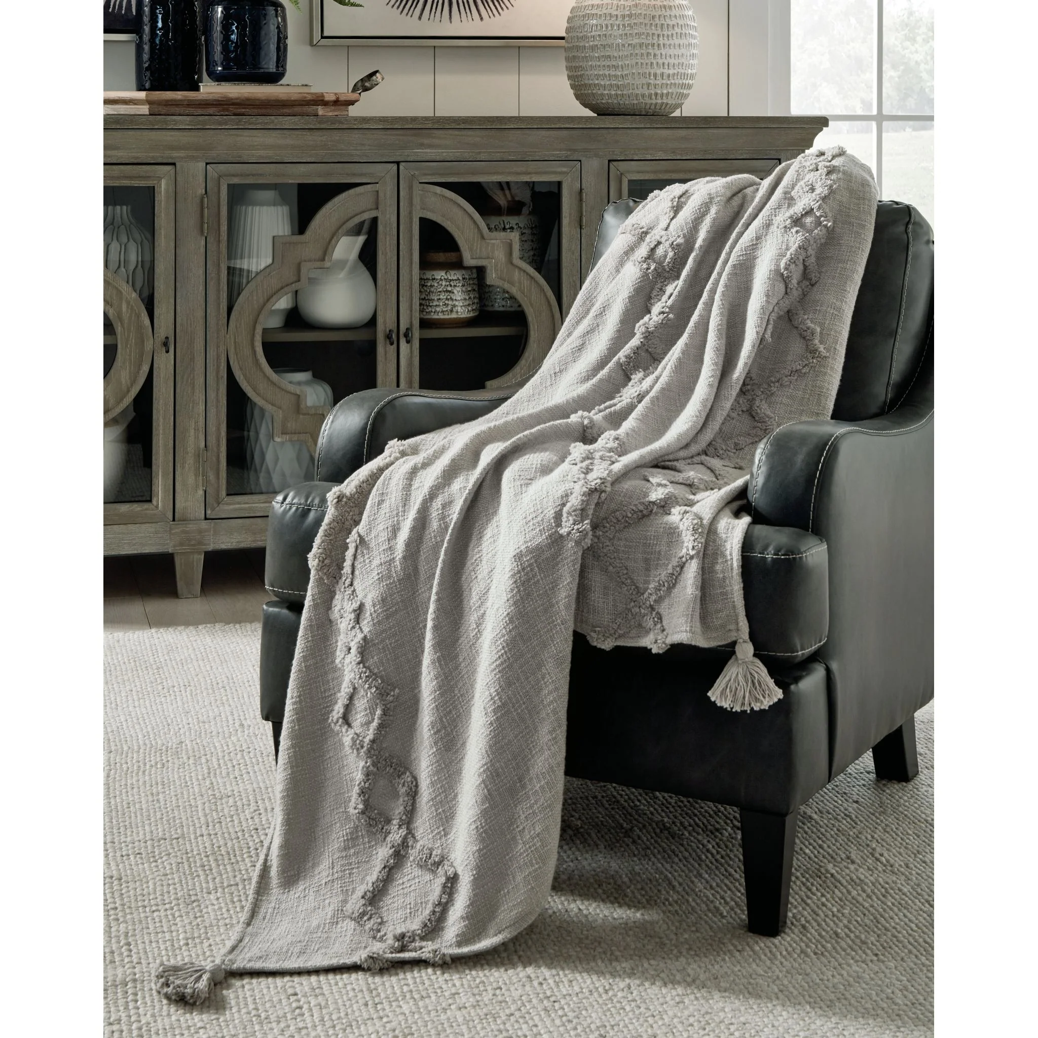 Kassidy Throw 50.00" - Image 2