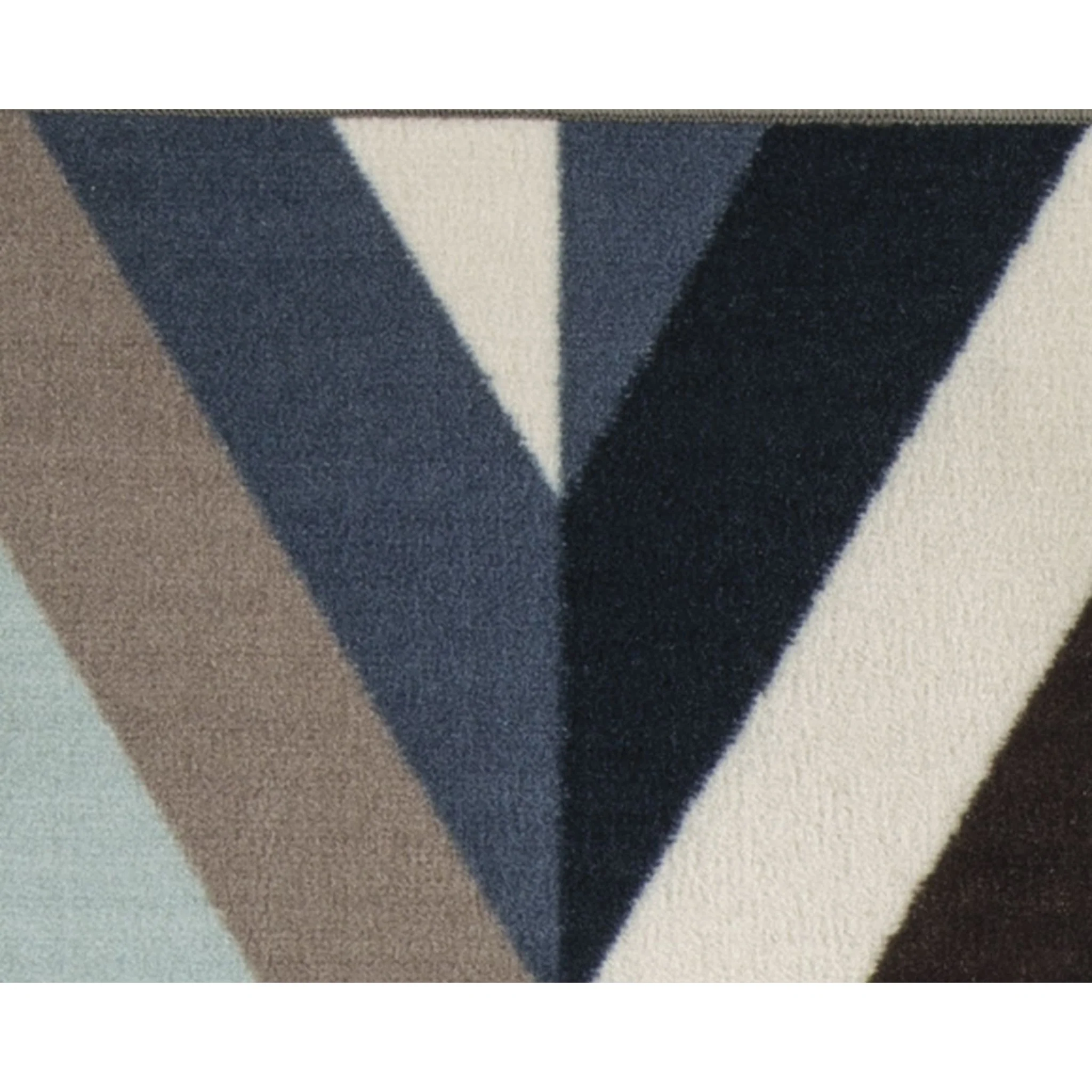 Keelia Area Rug - 5'x7' - Image 6