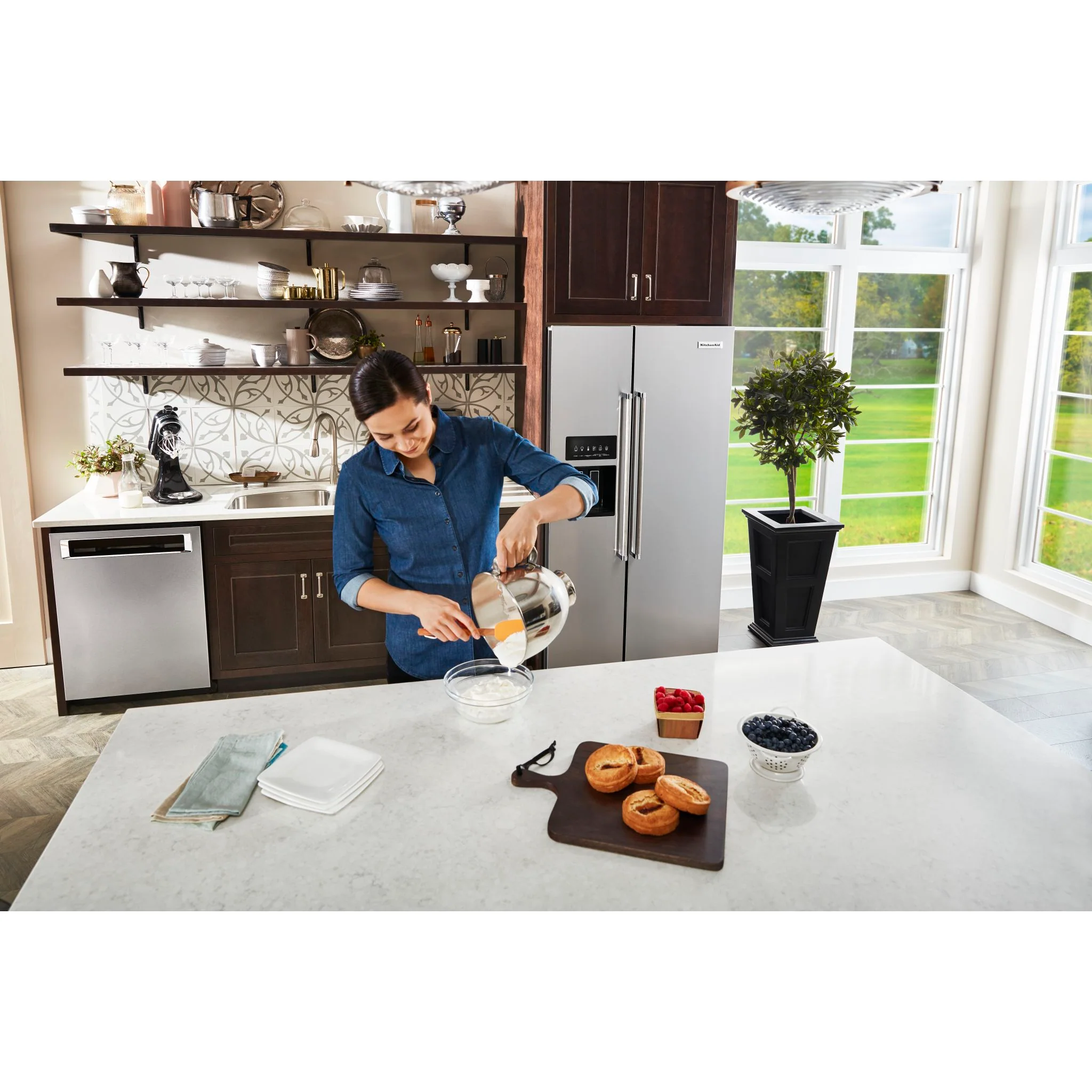 KitchenAid 19.9 cu.. ft. Counter-Depth Side-by-Side Refrigerator with Exterior Ice and Water and PrintShield finish - Stainless Steel (KRSC700HPS) - Image 21