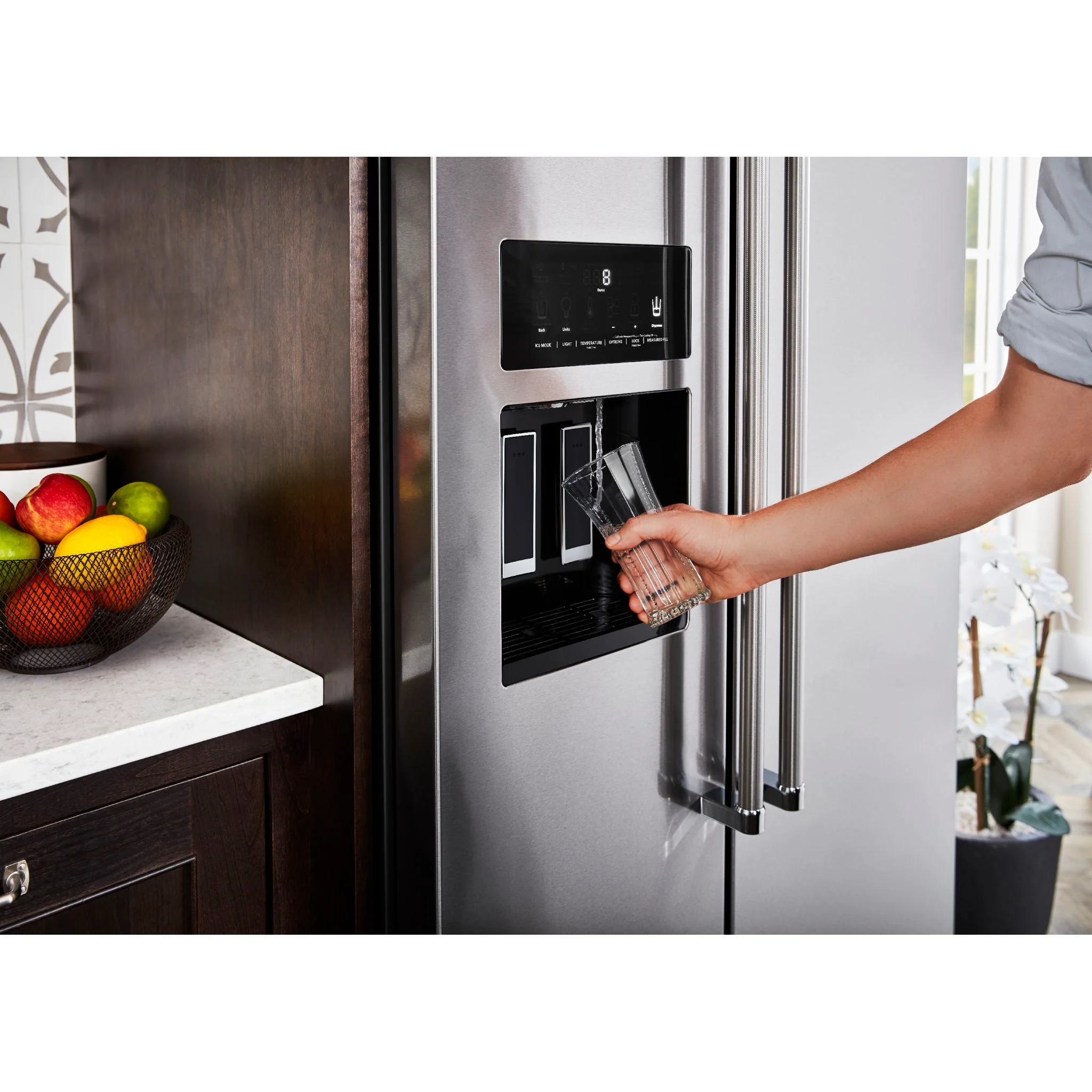 KitchenAid 22.6 cu.. ft. Counter-Depth Side-by-Side Refrigerator with Exterior Ice and Water and PrintShield finish -Stainless Steel (KRSC703HPS) - Image 19