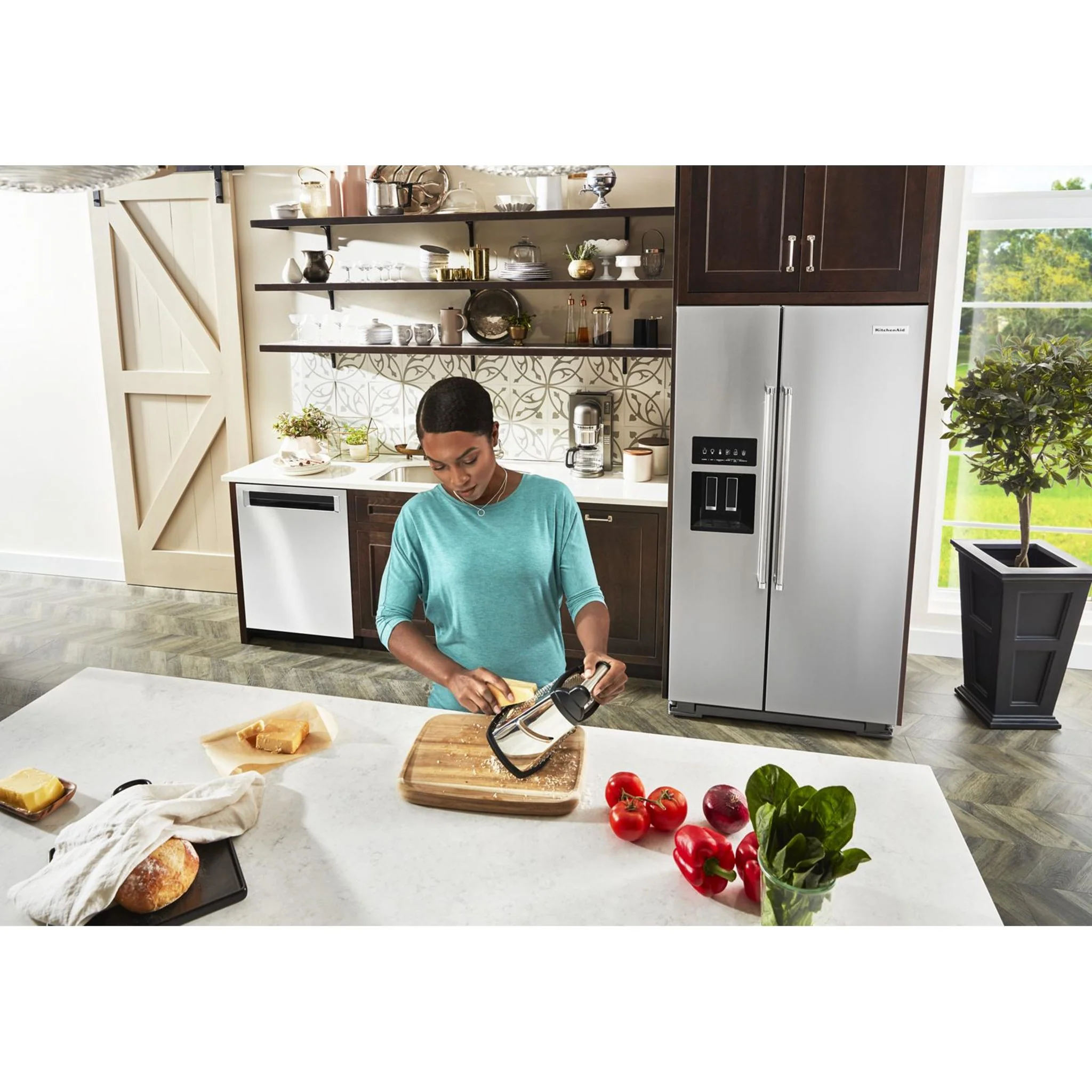 KitchenAid 24.8 cu.. ft. Side-by-Side Refrigerator with Exterior Ice and Water and PrintShield finish - Stainless Steel (KRSF705HPS) - Image 45