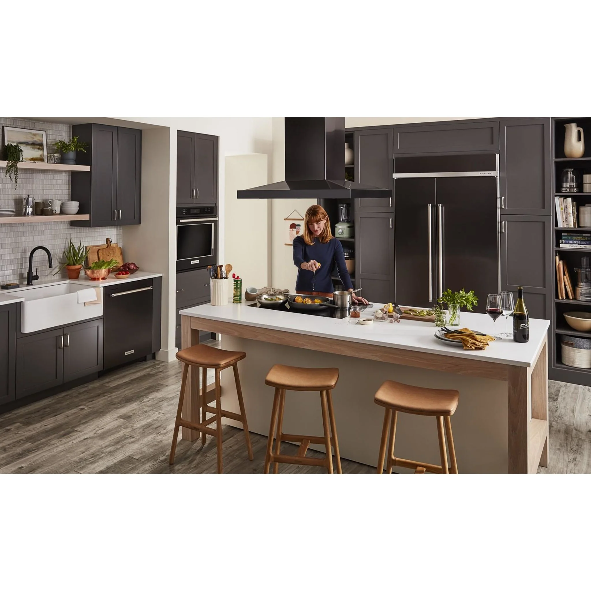KitchenAid 39 dBA Dishwasher in PrintShield Finish with Third Level Utensil Rack - Black Stainless (KDTE204KBS) - Image 42