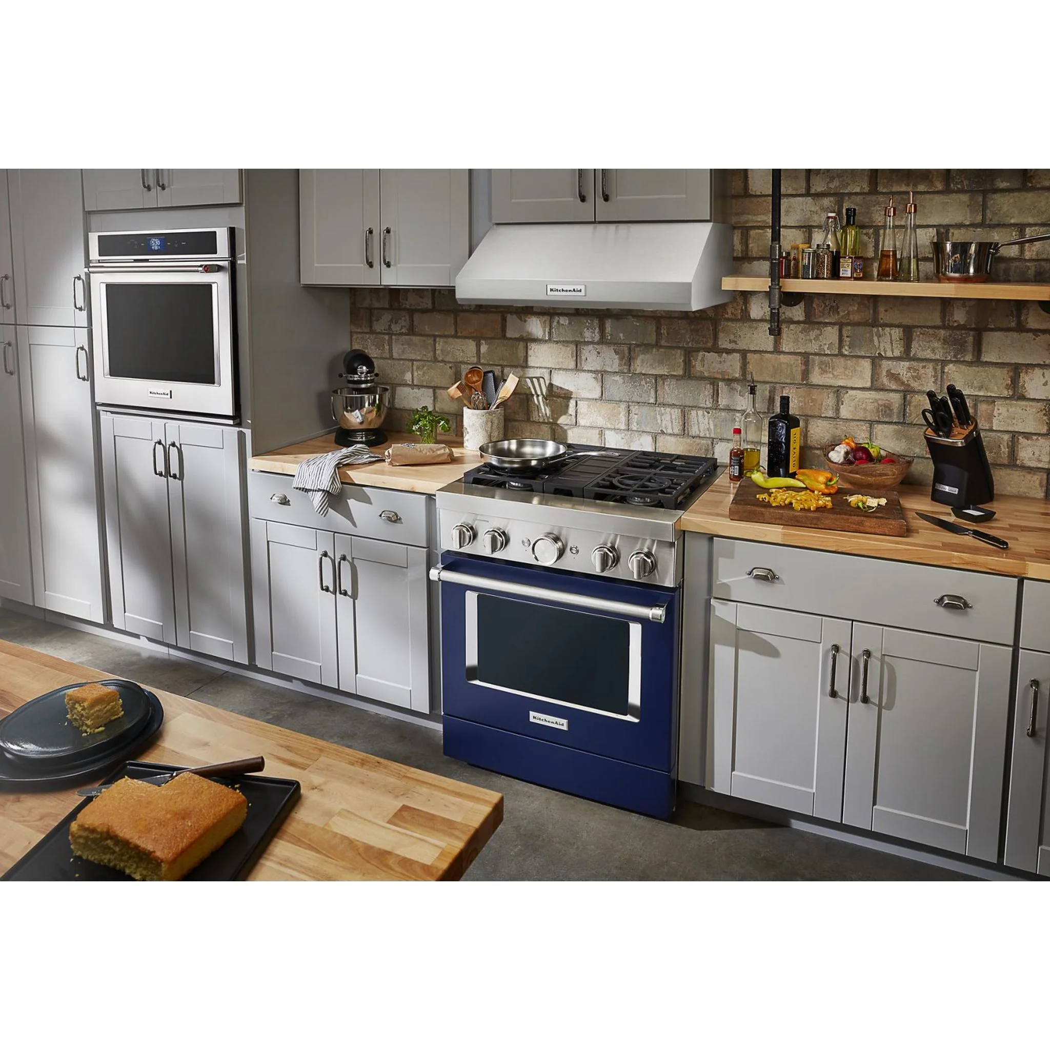 KitchenAid 30'' Smart Commercial-Style Dual Fuel Range with 4 Burners - Ink Blue (KFDC500JIB) - Image 29