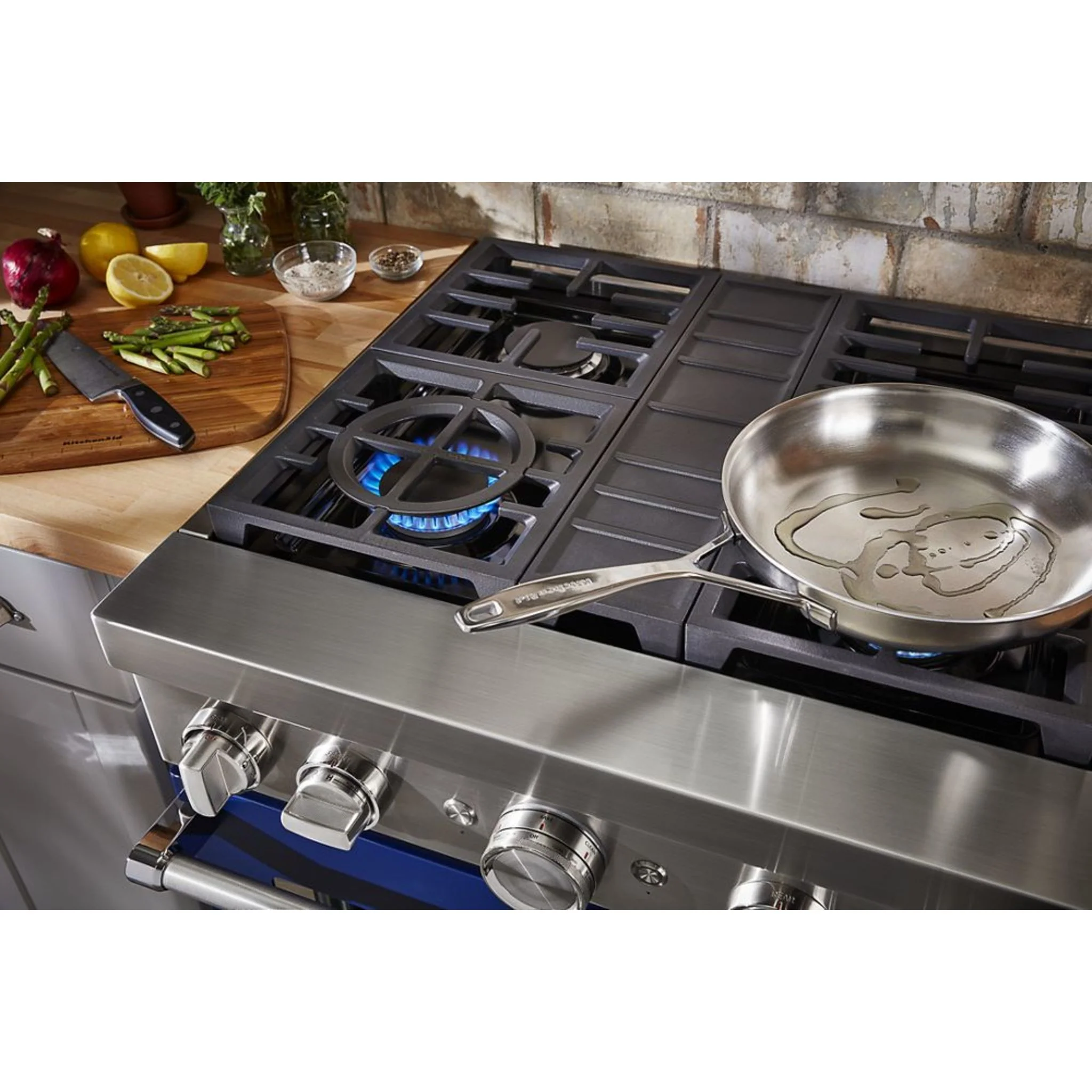 KitchenAid 30'' Smart Commercial-Style Dual Fuel Range with 4 Burners - Ink Blue (KFDC500JIB) - Image 31