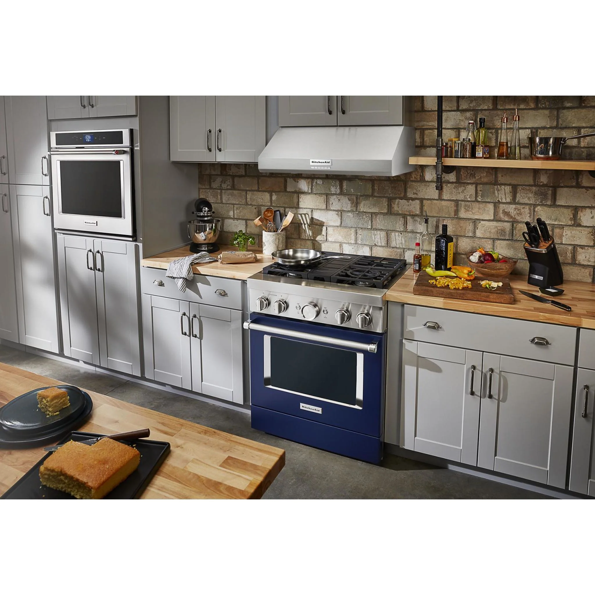 KitchenAid 30'' Smart Commercial-Style Dual Fuel Range with 4 Burners - Ink Blue (KFDC500JIB) - Image 52
