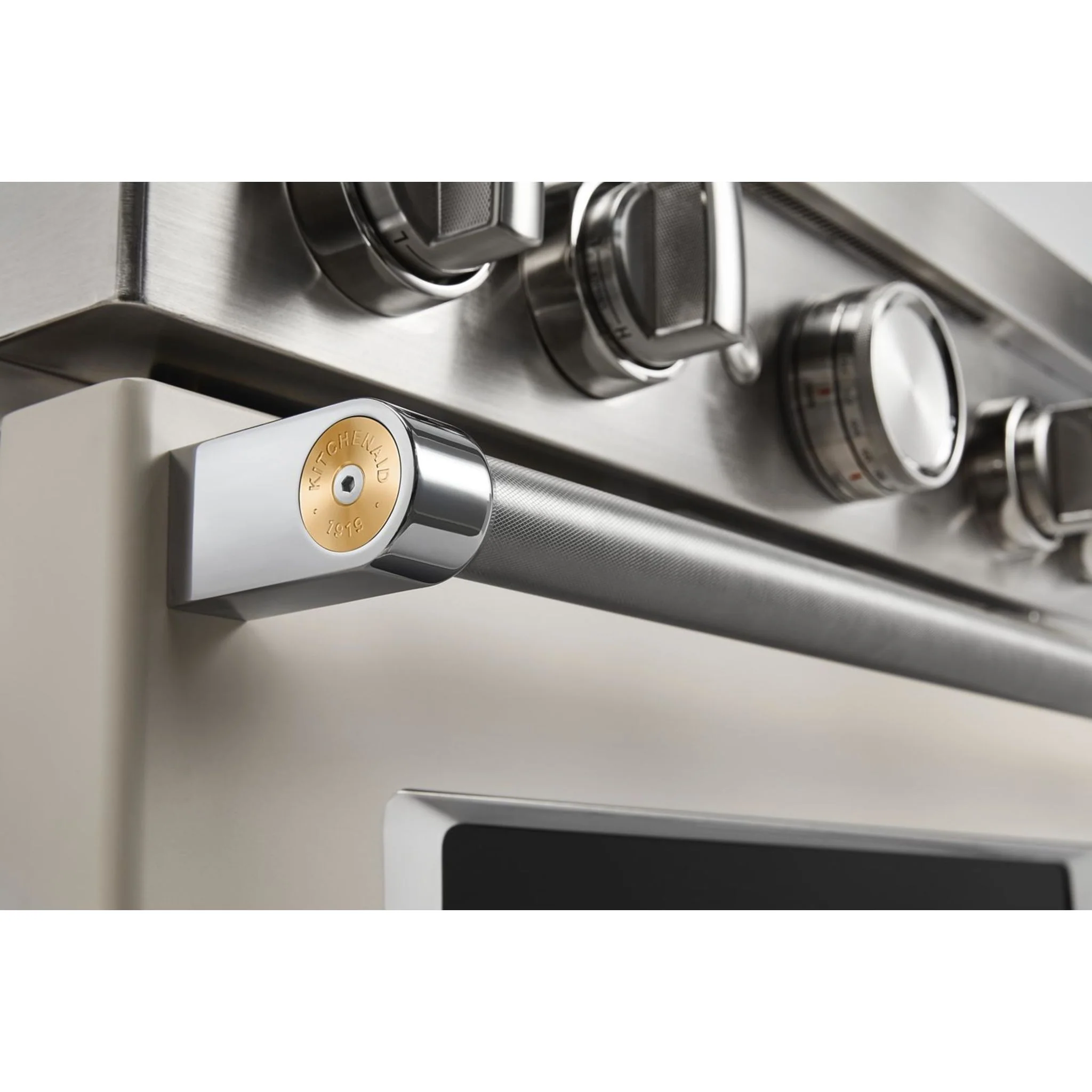 KitchenAid 30'' Smart Commercial-Style Dual Fuel Range with 4 Burners - Milkshake (KFDC500JMH) - Image 14
