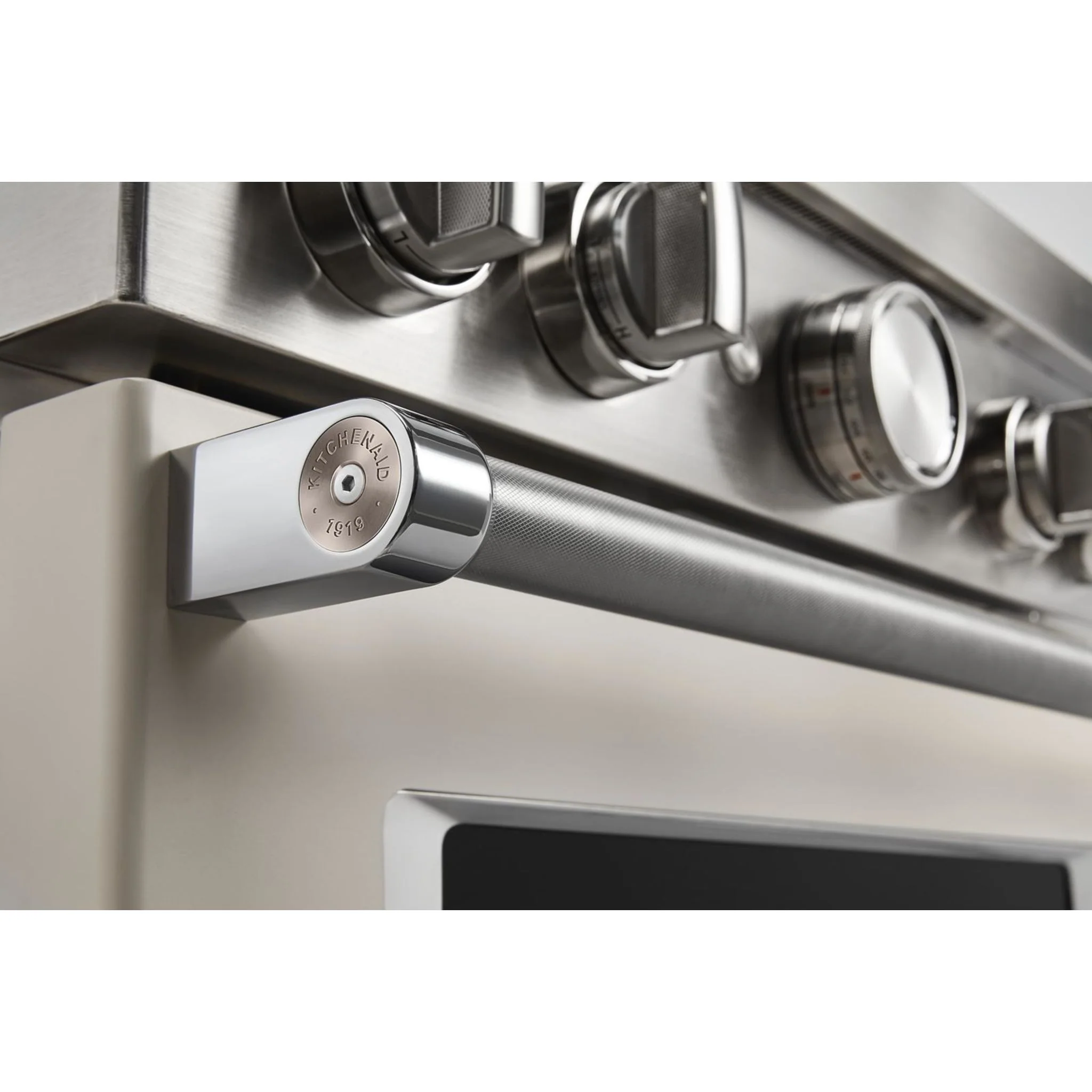 KitchenAid 30'' Smart Commercial-Style Dual Fuel Range with 4 Burners - Milkshake (KFDC500JMH) - Image 40
