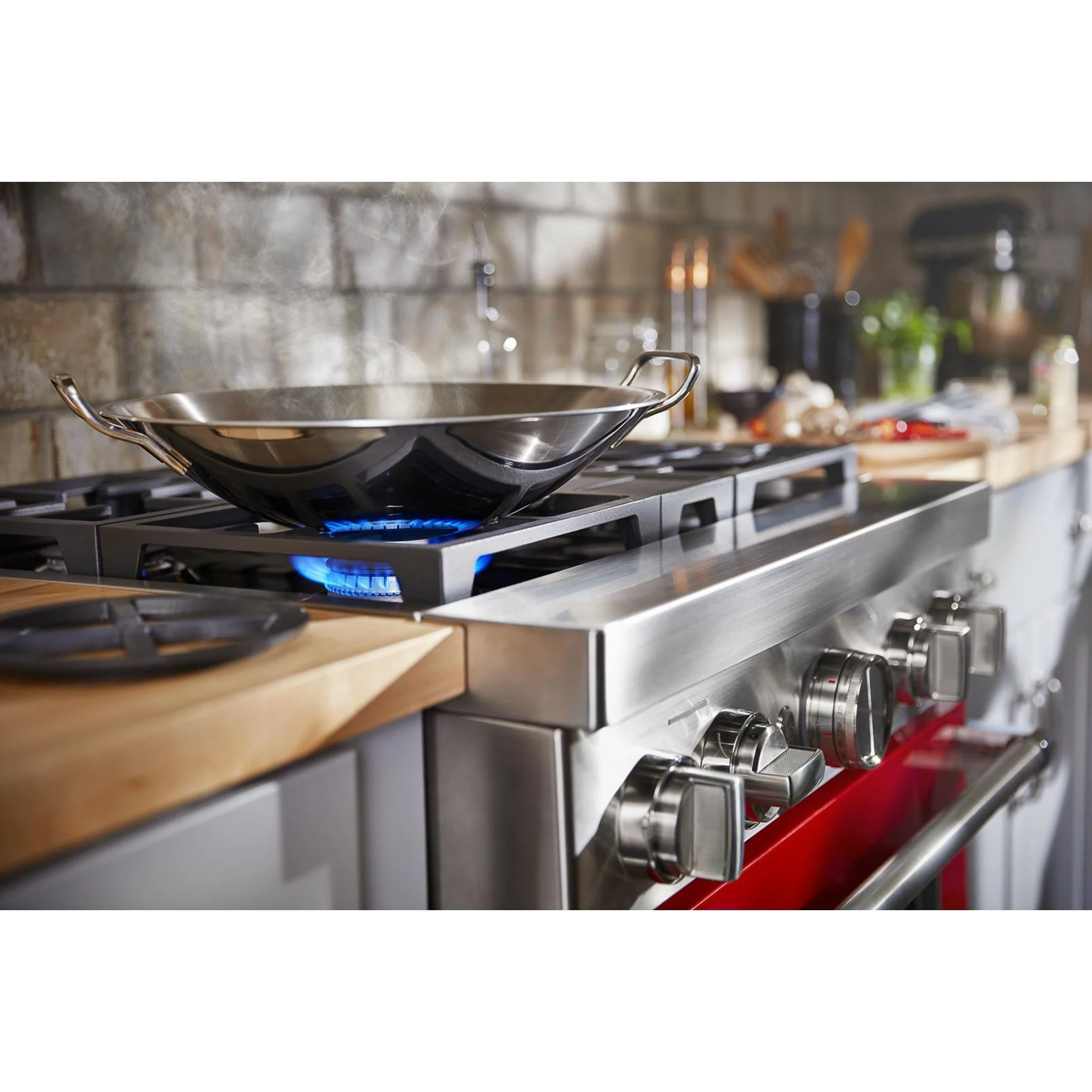 KitchenAid 30'' Smart Commercial-Style Dual Fuel Range with 4 Burners - Passion Red (KFDC500JPA) - Image 10