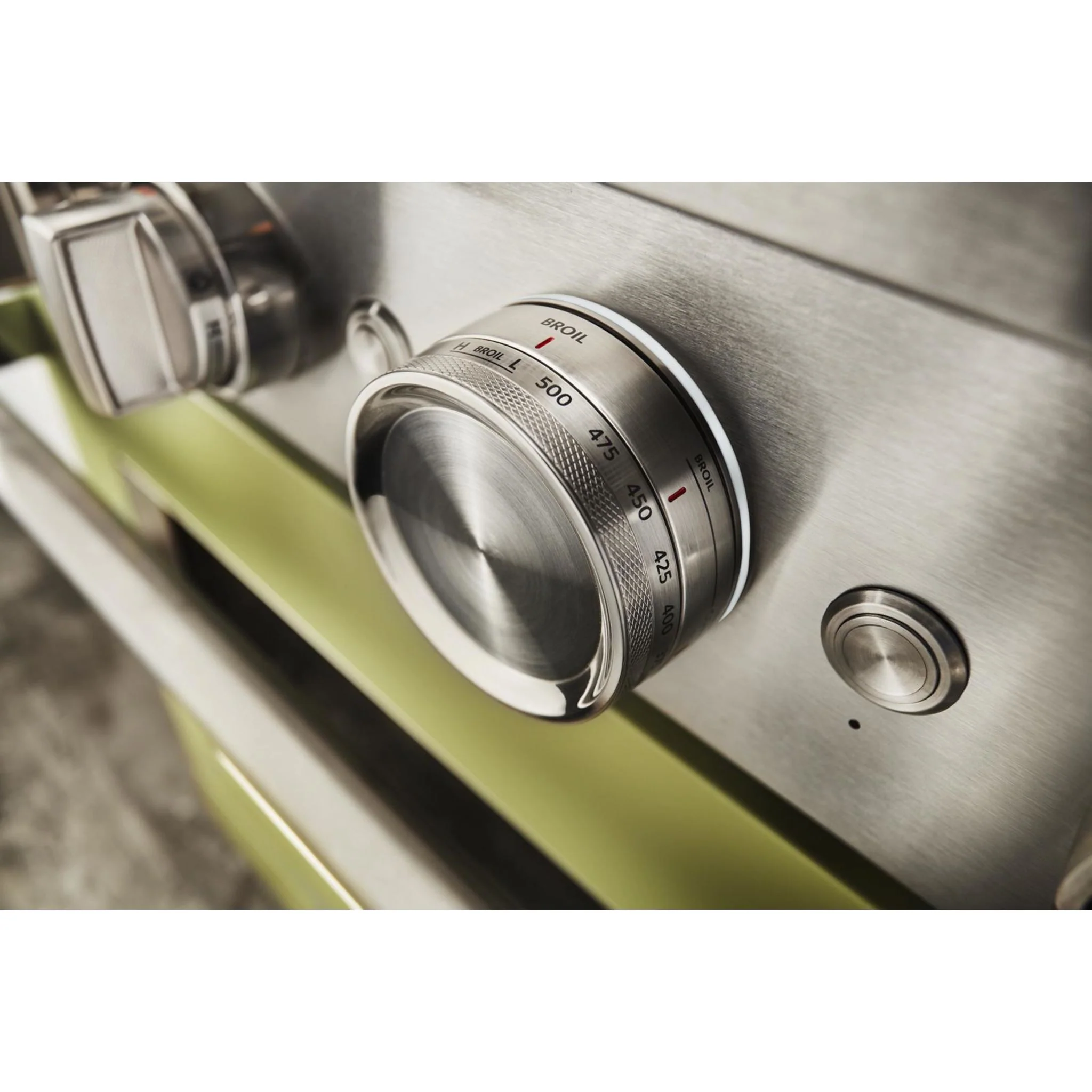 KitchenAid 30'' Smart Commercial-Style Gas Range with 4 Burners - Avocado Cream (KFGC500JAV) - Image 36