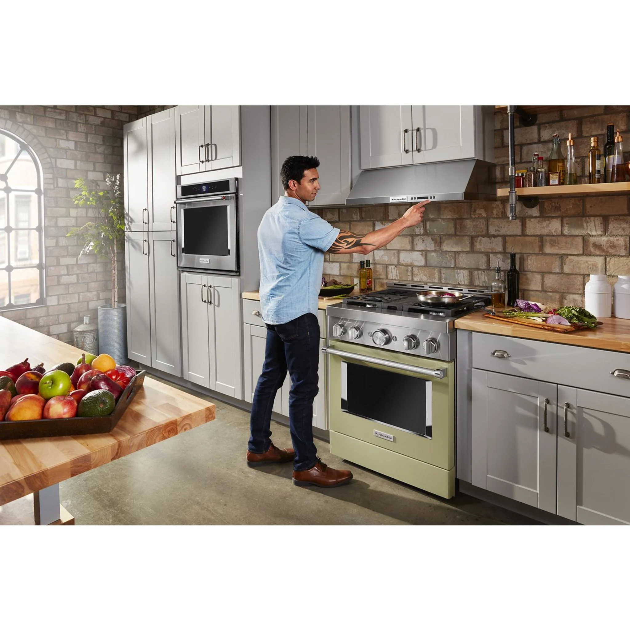 KitchenAid 30'' Smart Commercial-Style Gas Range with 4 Burners - Avocado Cream (KFGC500JAV) - Image 7