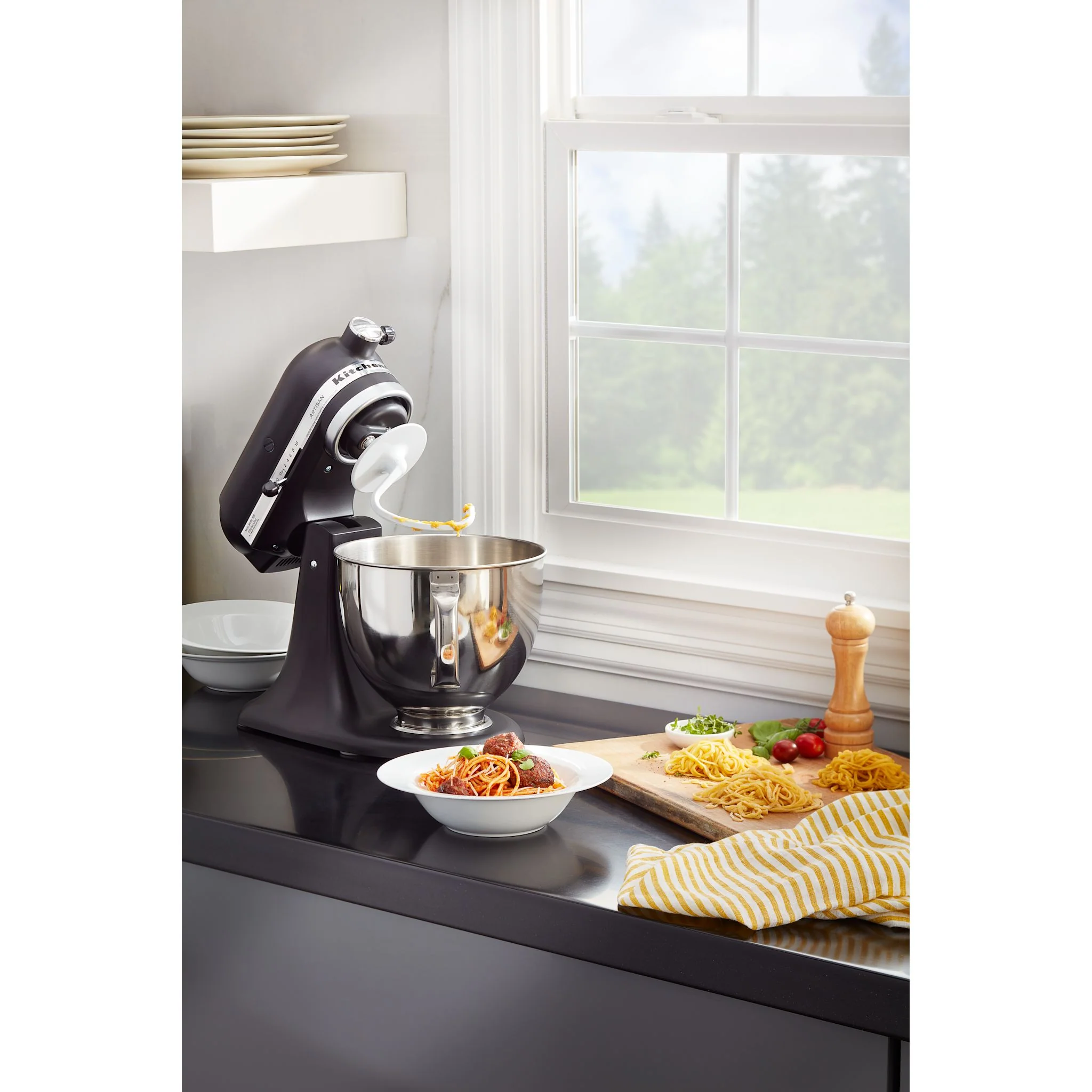 KitchenAid 5 Quart Tilt-Head Stand Mixer (KSM150PSBM) - Black Matte - Image 7