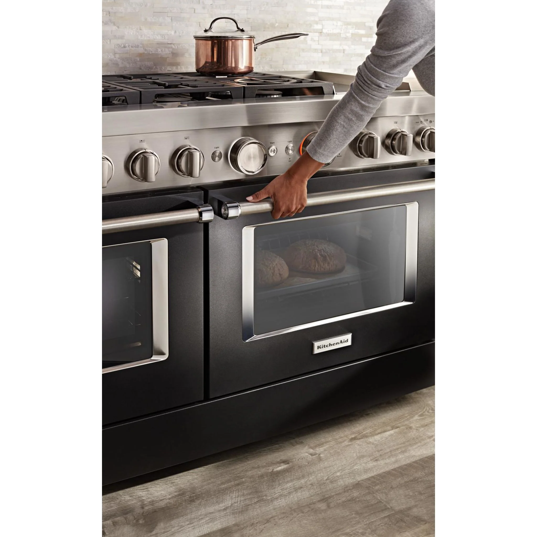 KitchenAid  48'' Smart Commercial-Style Dual Fuel Range with Griddle - Imperial Black (KFDC558JBK) - Image 66