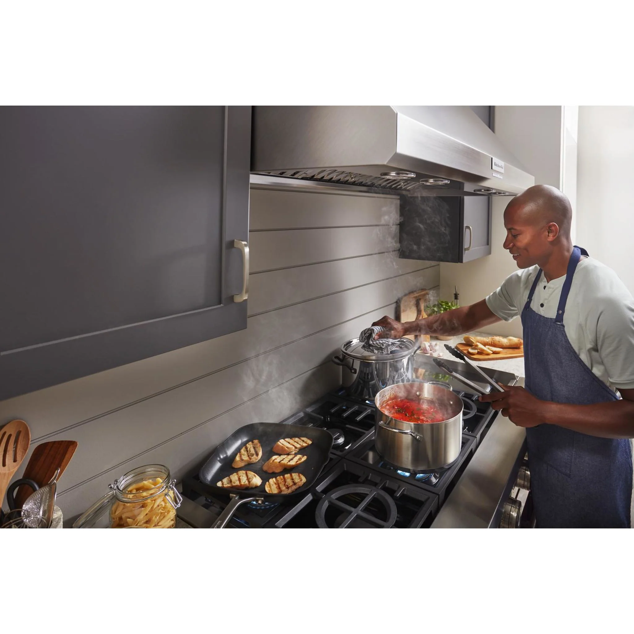 KitchenAid 48'' Smart Commercial-Style Dual Fuel Range with Griddle - Stainless Steel (KFDC558JSS) - Image 61