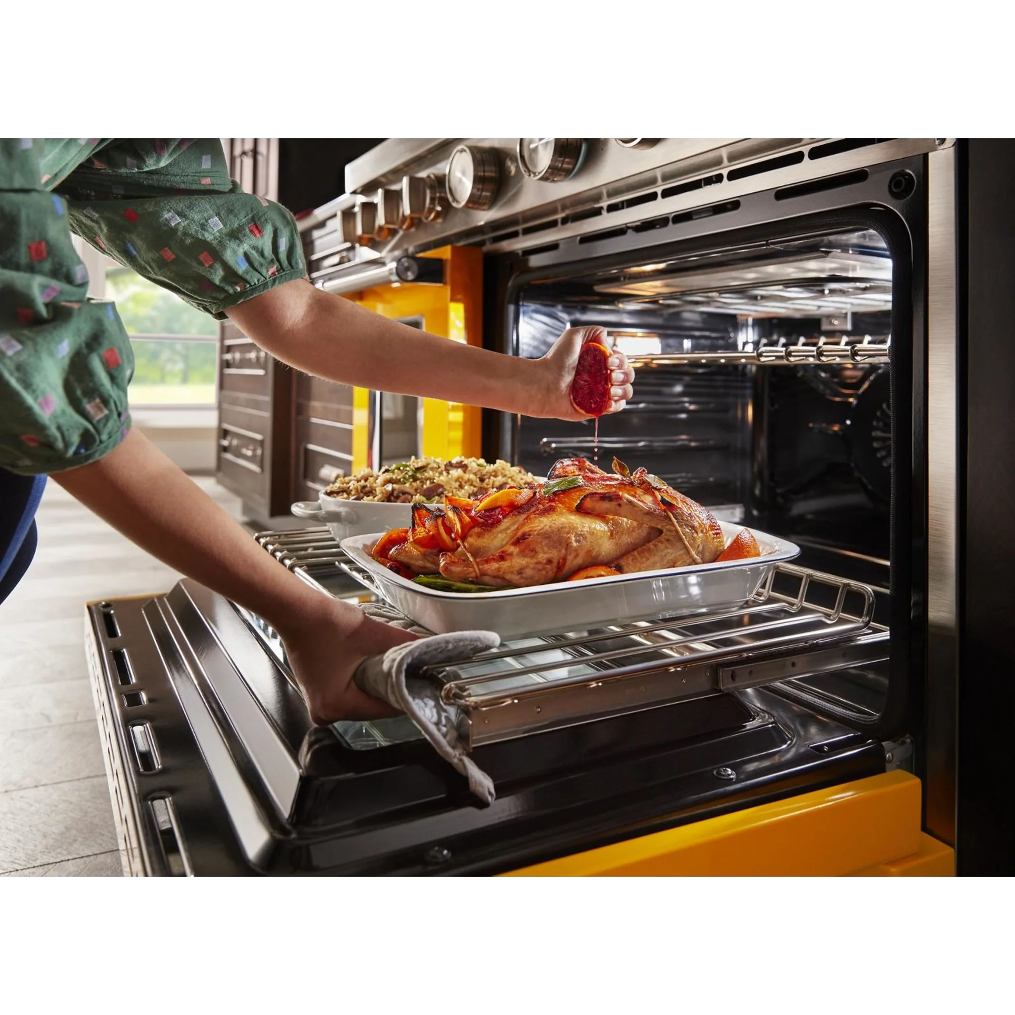 KitchenAid 48'' Smart Commercial-Style Dual Fuel Range with Griddle - Yellow Pepper (KFDC558JYP) - Image 38
