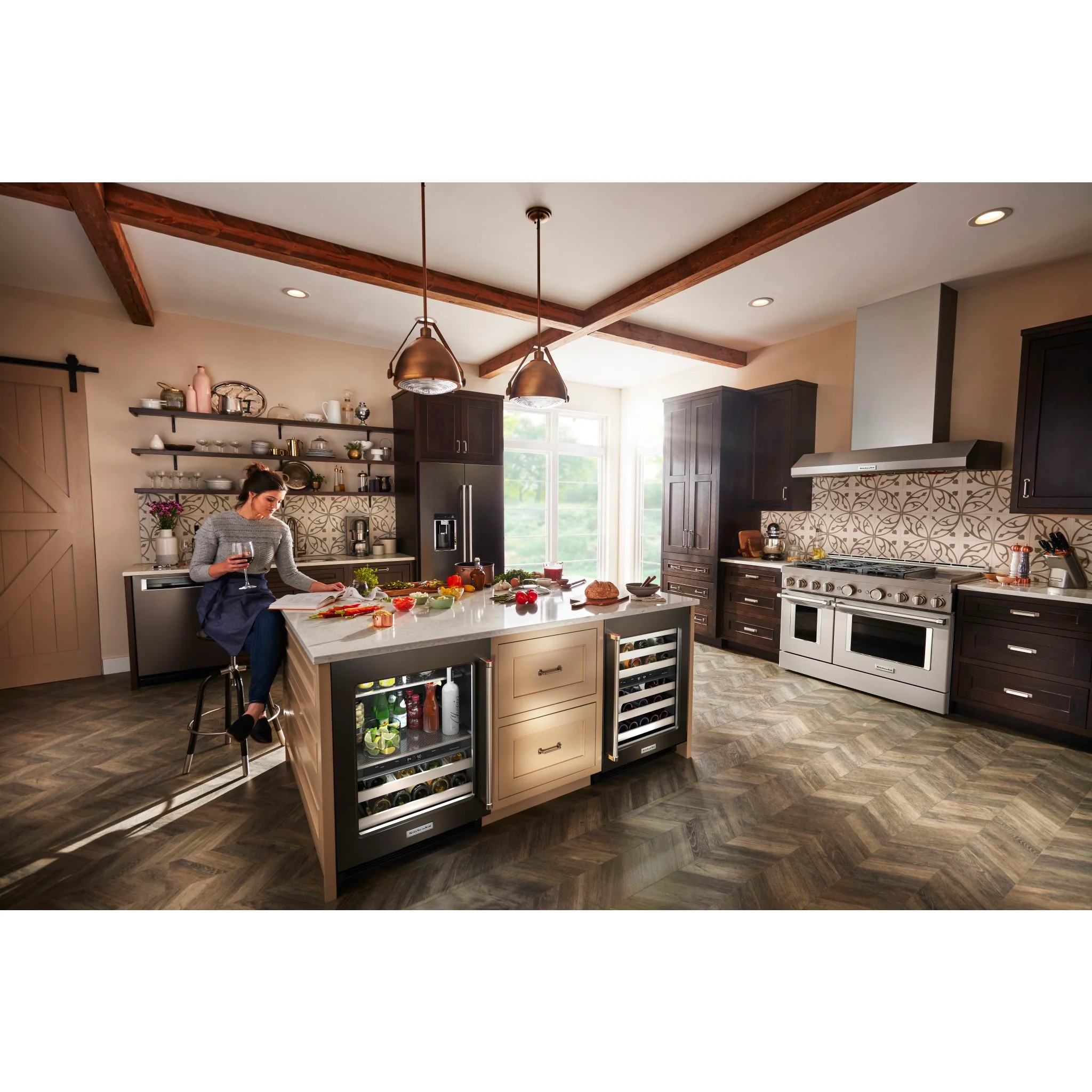 KitchenAid 24" Beverage Center with Glass Door and Metal-Front Racks and PrintShield Finish - Black Stainless Steel with PrintShield™ Finish (KUBL314KBS) - Image 9