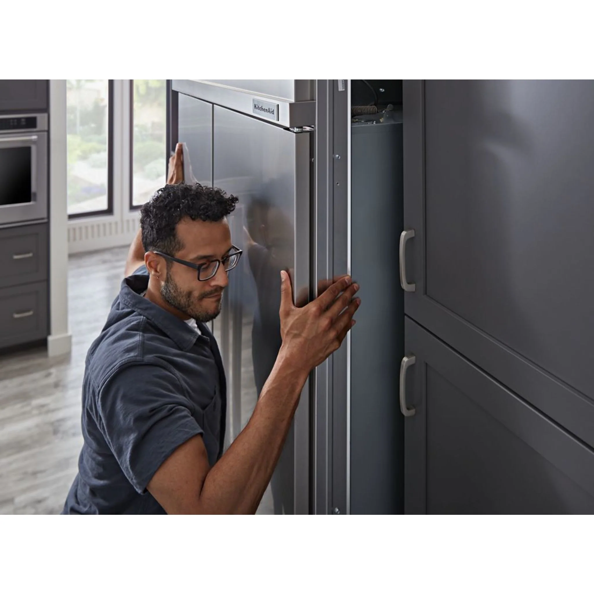 KitchenAid 30 cu.ft. 48" Built-In Side-by-Side Refrigerator with PrintShield Finish - Black Stainless Steel with PrintShield™ Finish (KBSN708MBS) - Image 28