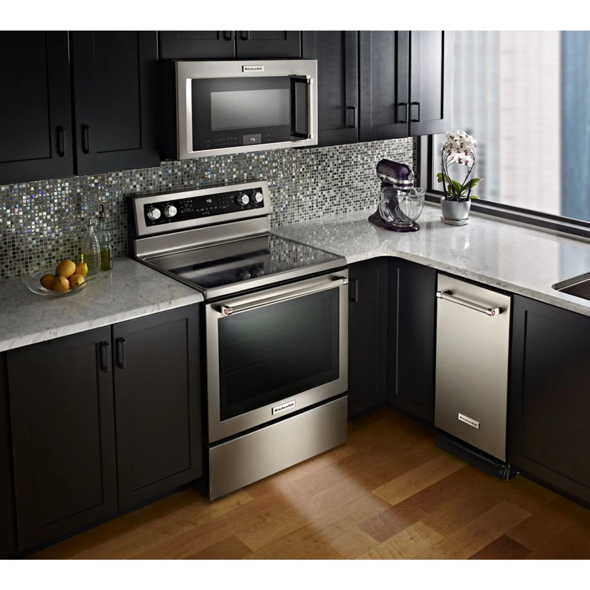KitchenAid 30" 5-Element Electric Convection Range - Black Stainless (YKFEG500EBS) - Image 4
