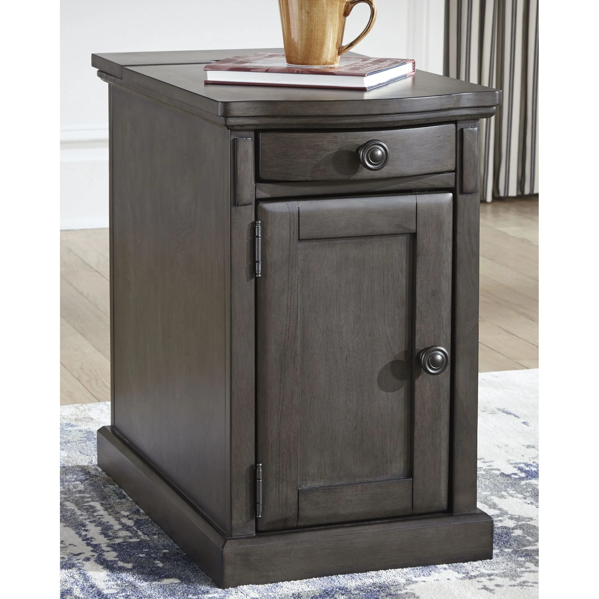 Laflorn Chairside Table - Gray - Image 2